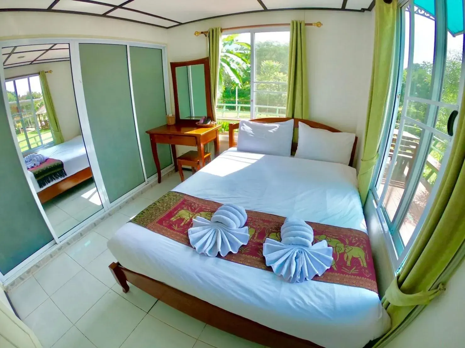 Bed in Prawdao Resort