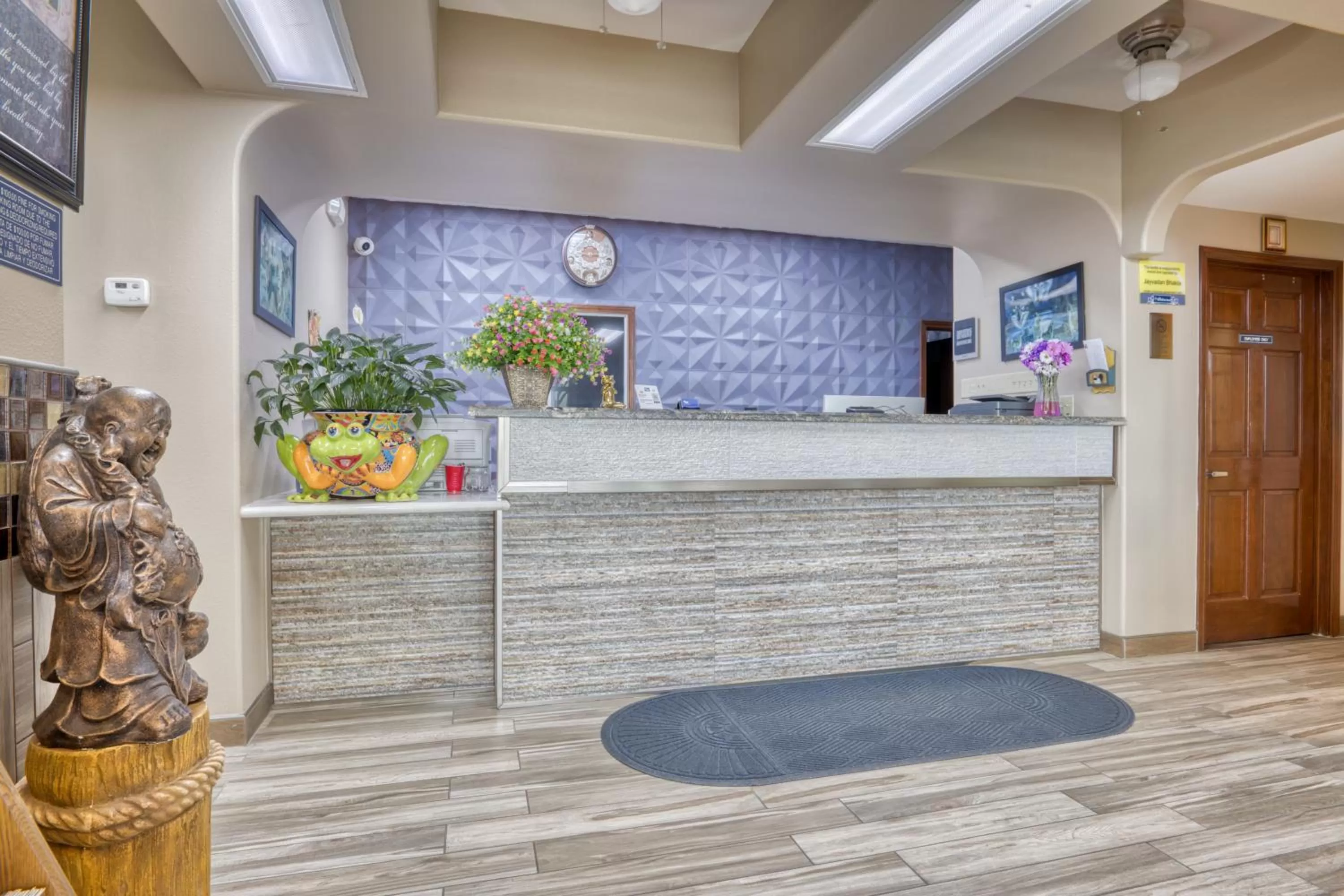 Lobby or reception in Texas Inn Donna