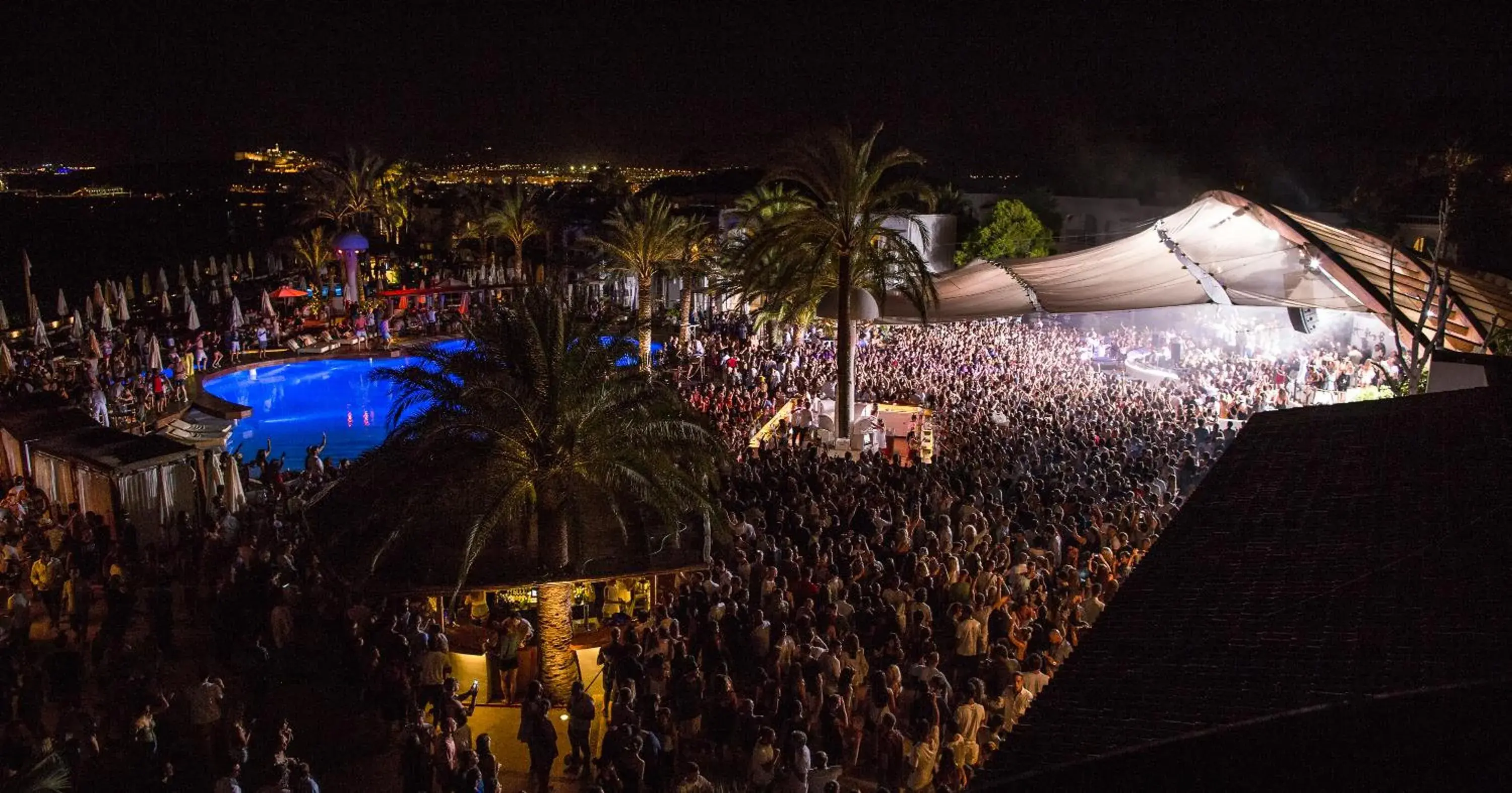 Nightclub / DJ in Destino Pacha Ibiza - Entrance to Pacha Club Included