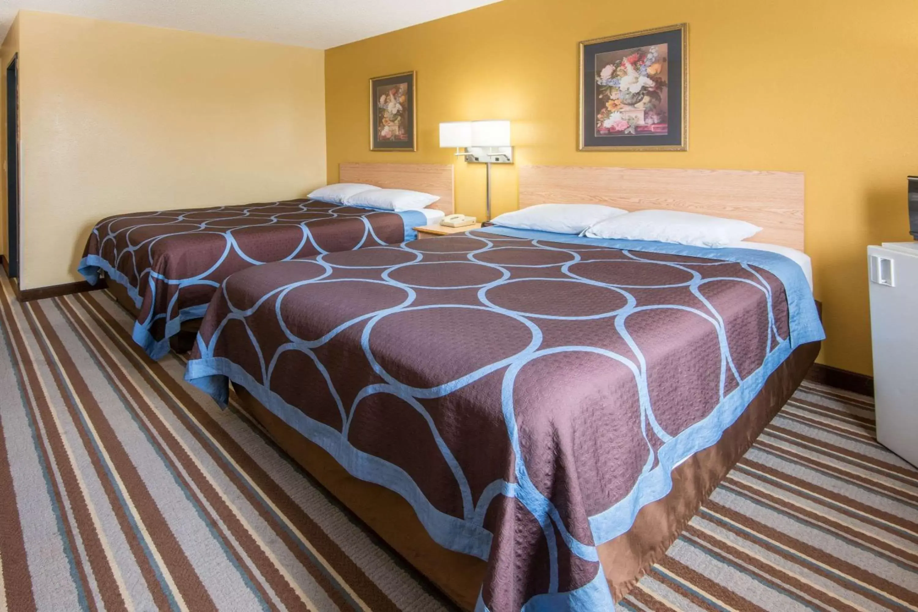 Photo of the whole room, Bed in Super 8 by Wyndham Medina Photo of the whole room, Bed in Super 8 by Wyndham Medina