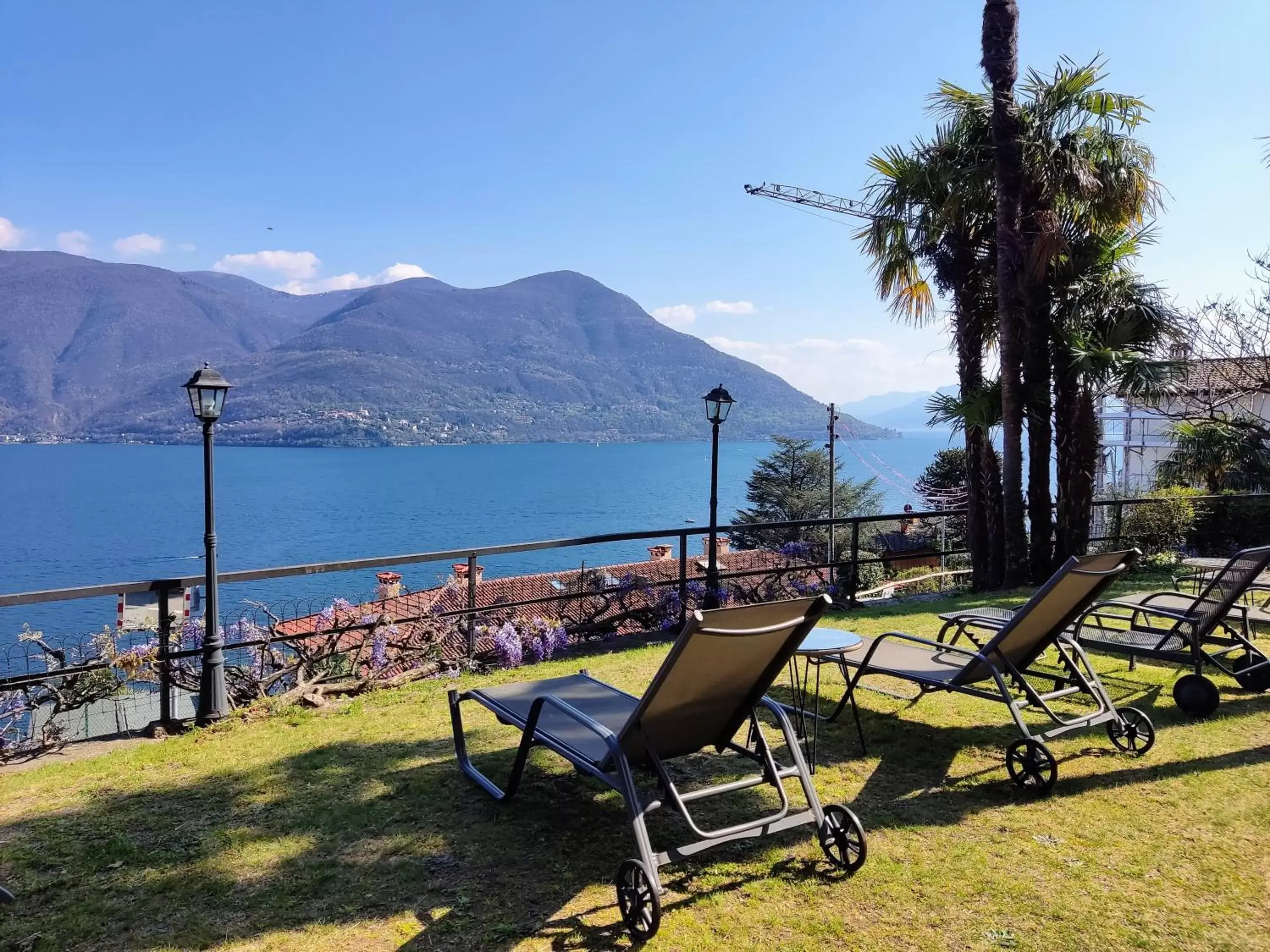 Lake view in Garden Hotel Primavera