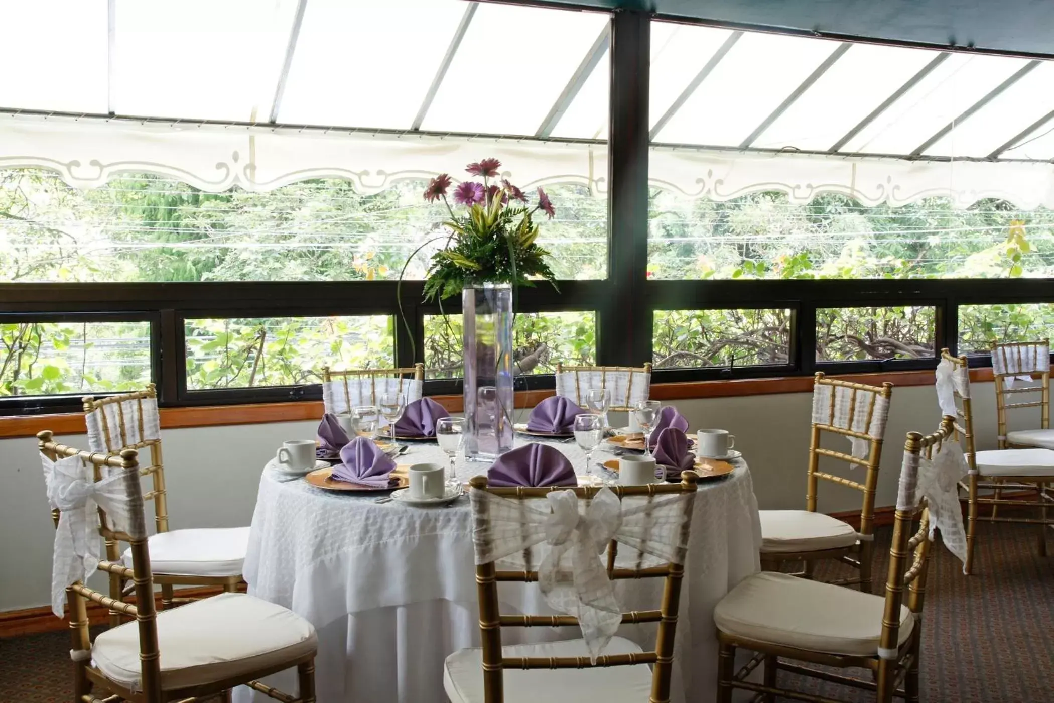 Banquet/Function facilities, Restaurant/Places to Eat in Hotel Santander Plaza