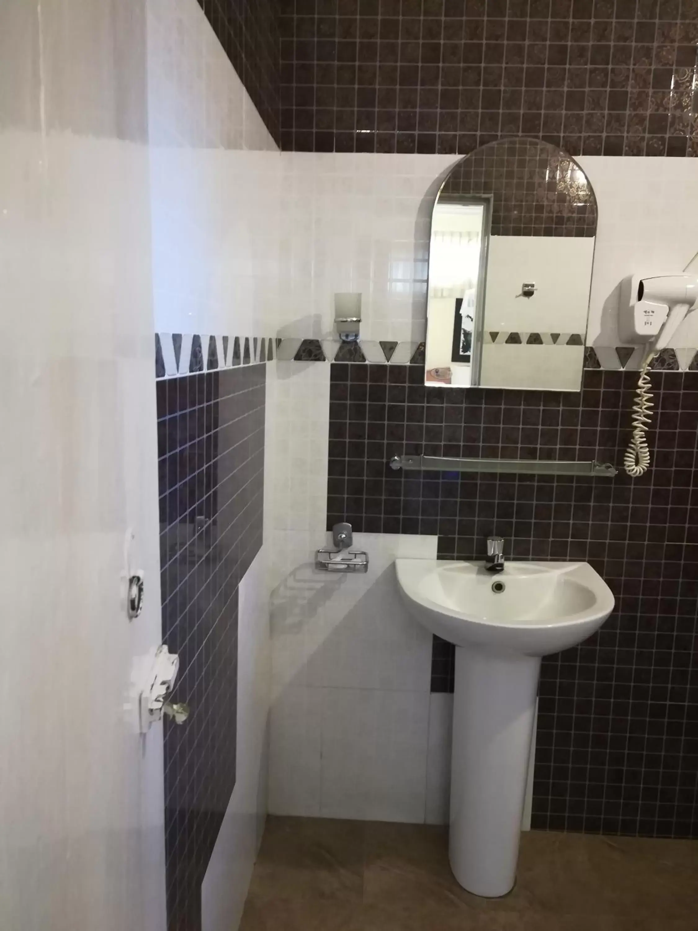Bathroom in Milano Tourist Rest