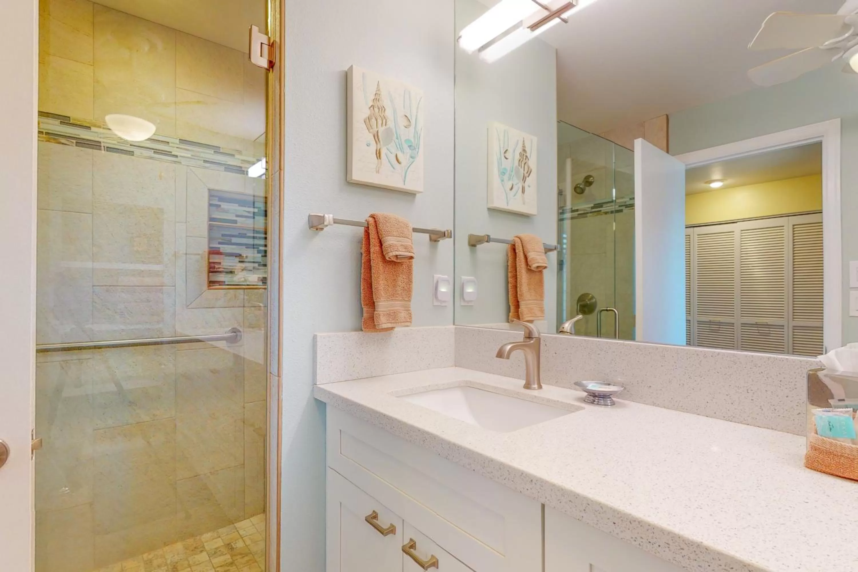 Bathroom in Maui Kamaole