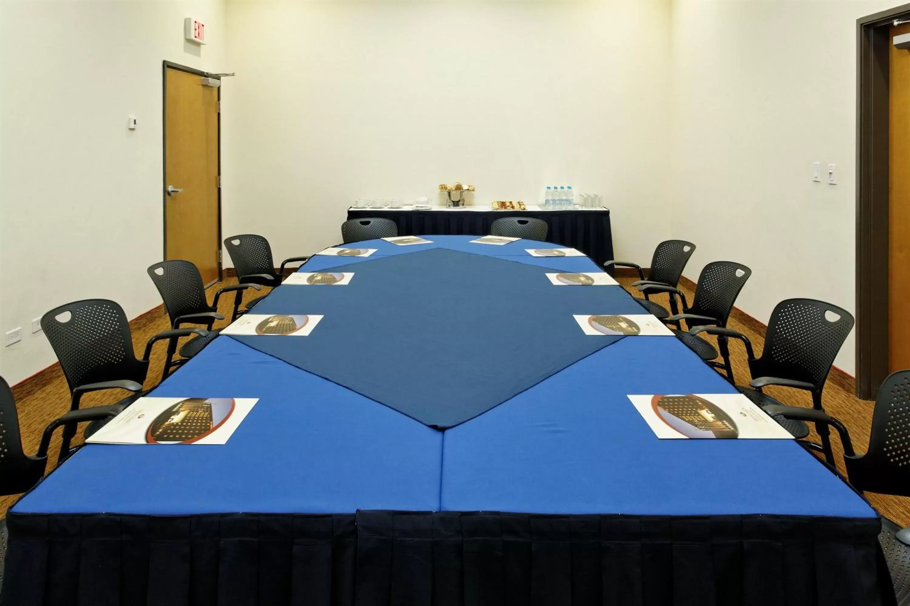 Meeting/conference room, Business Area/Conference Room in Crowne Plaza Monterrey Aeropuerto, an IHG Hotel