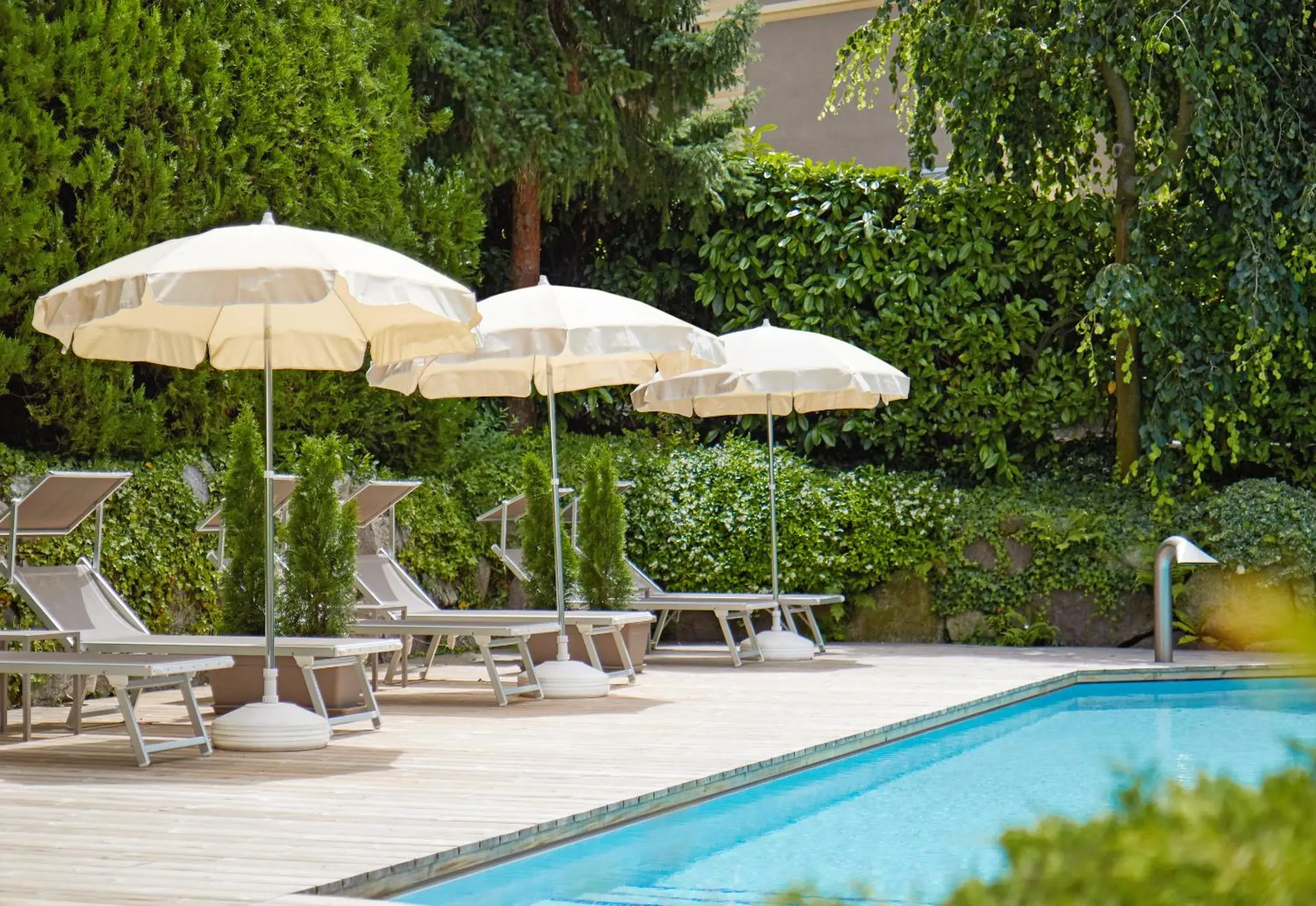 Swimming Pool in Hotel Sonnenhof