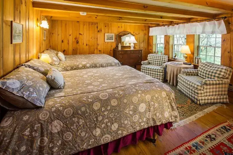 Bed in Snowvillage Inn