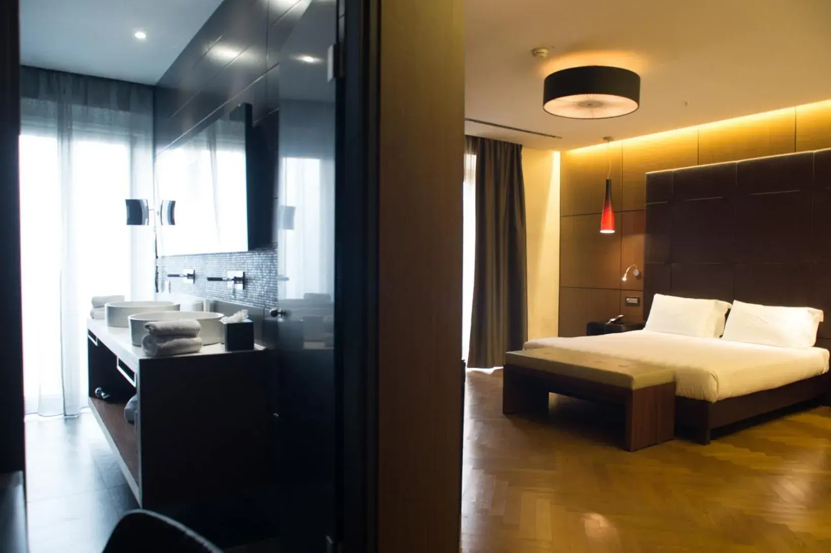Photo of the whole room, Bathroom in Diva Luxury Hotel