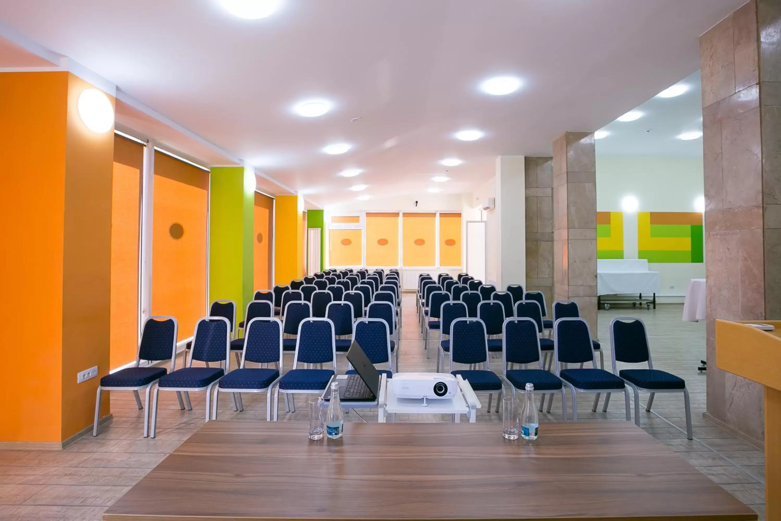 Meeting/conference room in ibis Styles Dunarea Galati