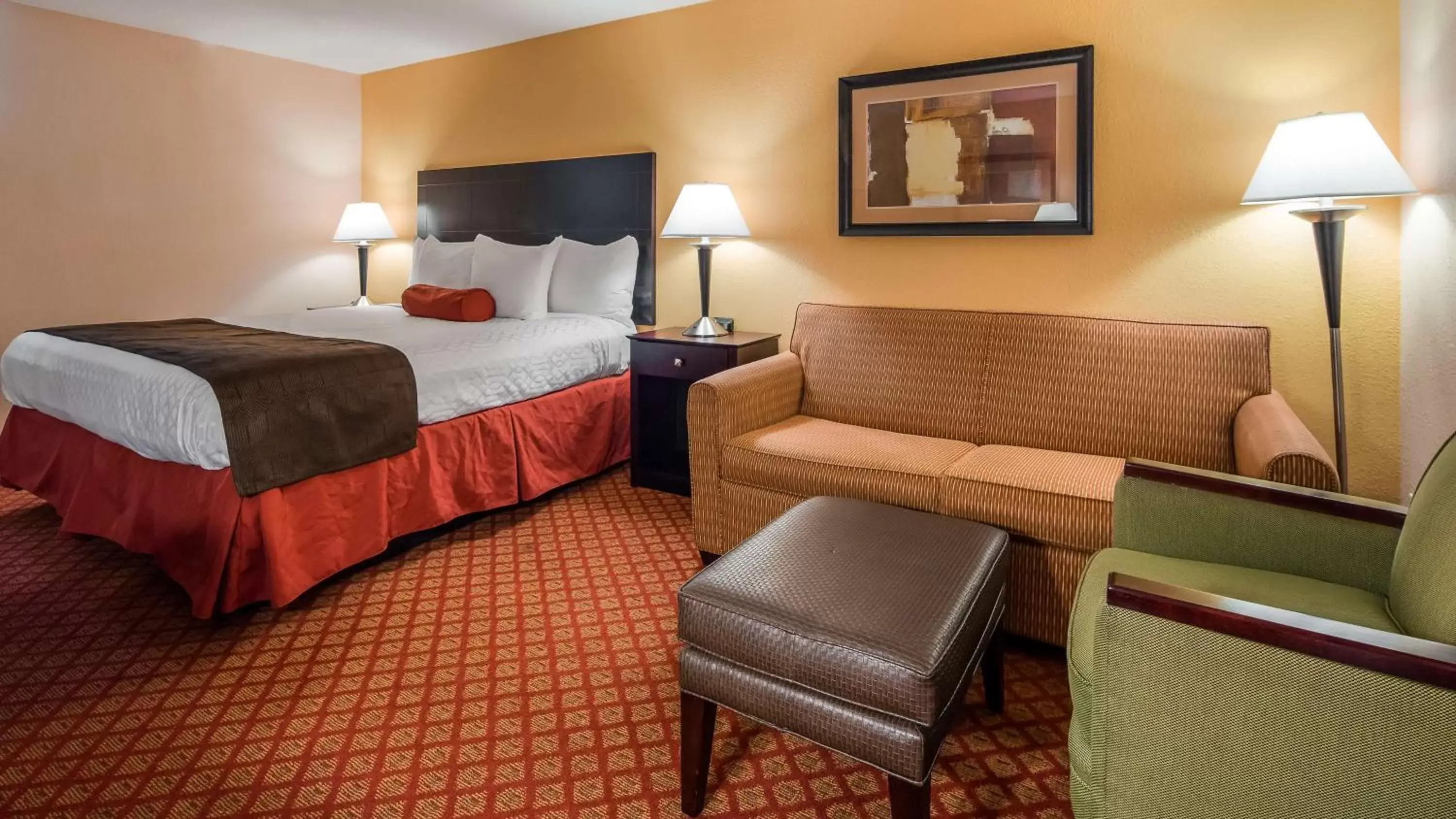 Photo of the whole room, Bed in Best Western Plus Parkway Hotel