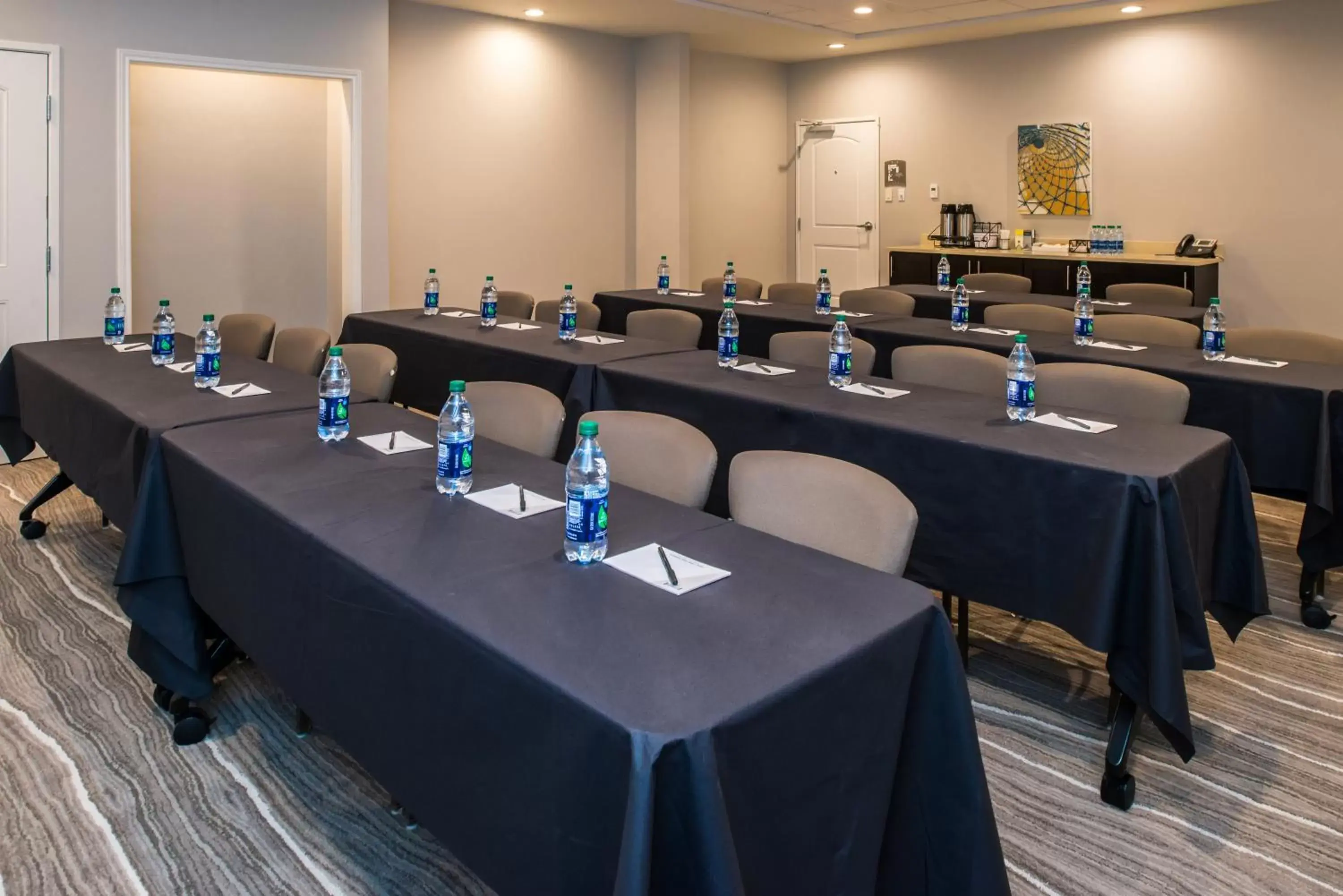 Meeting/conference room in Staybridge Suites - Pecos, an IHG Hotel