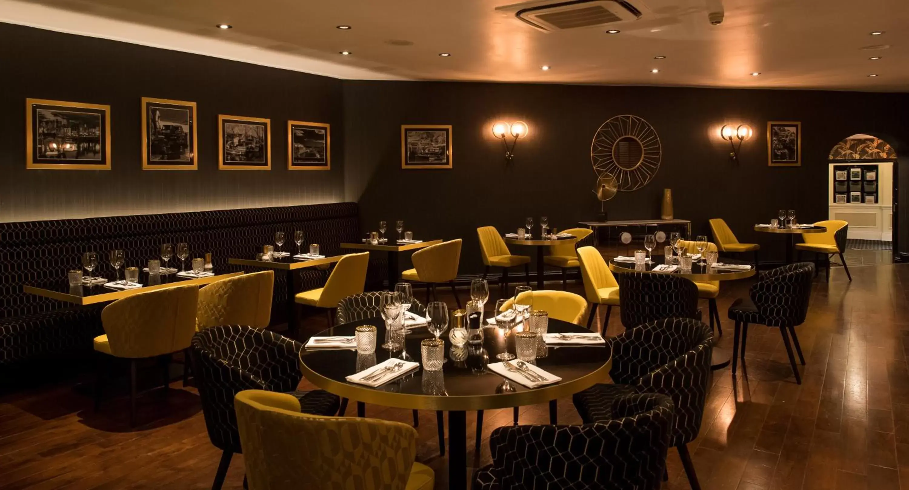 Restaurant/places to eat in The Carlyon Bay Hotel and Spa Restaurant/places to eat in The Carlyon Bay Hotel and Spa