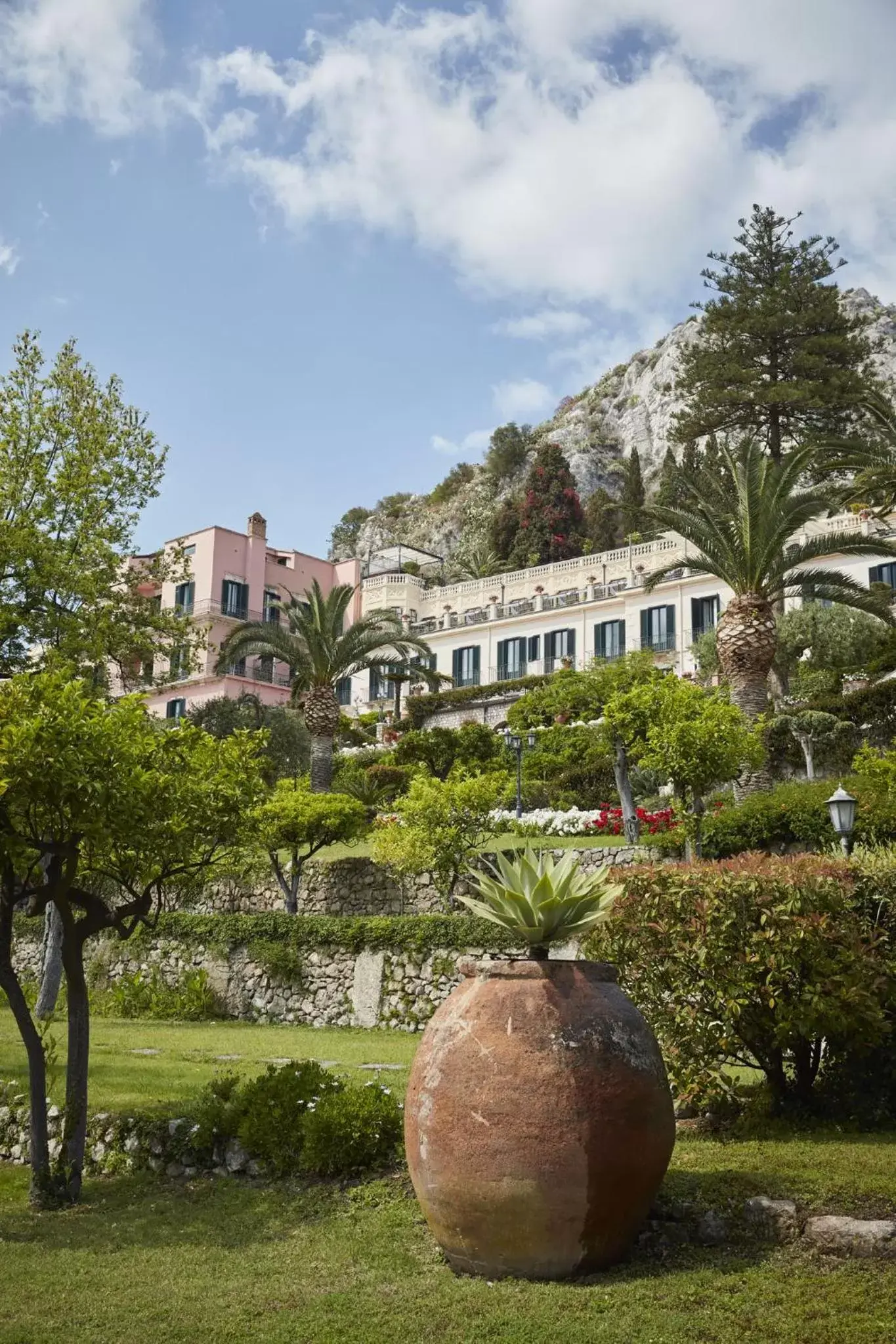 Garden, Property Building in Grand Hotel Timeo, A Belmond Hotel, Taormina