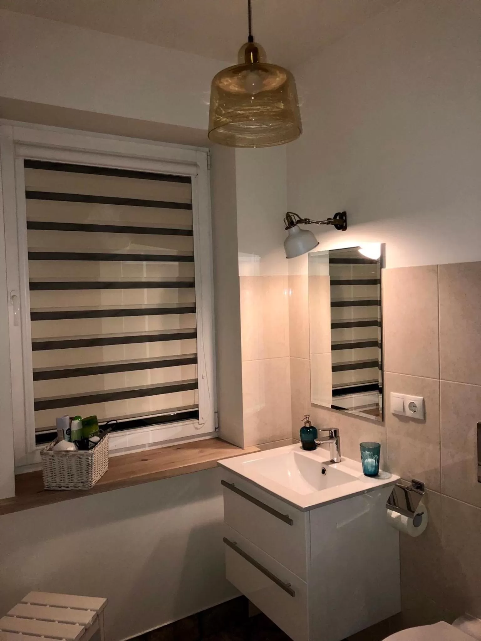 Bathroom, Bed in Hotel Vilhelmine