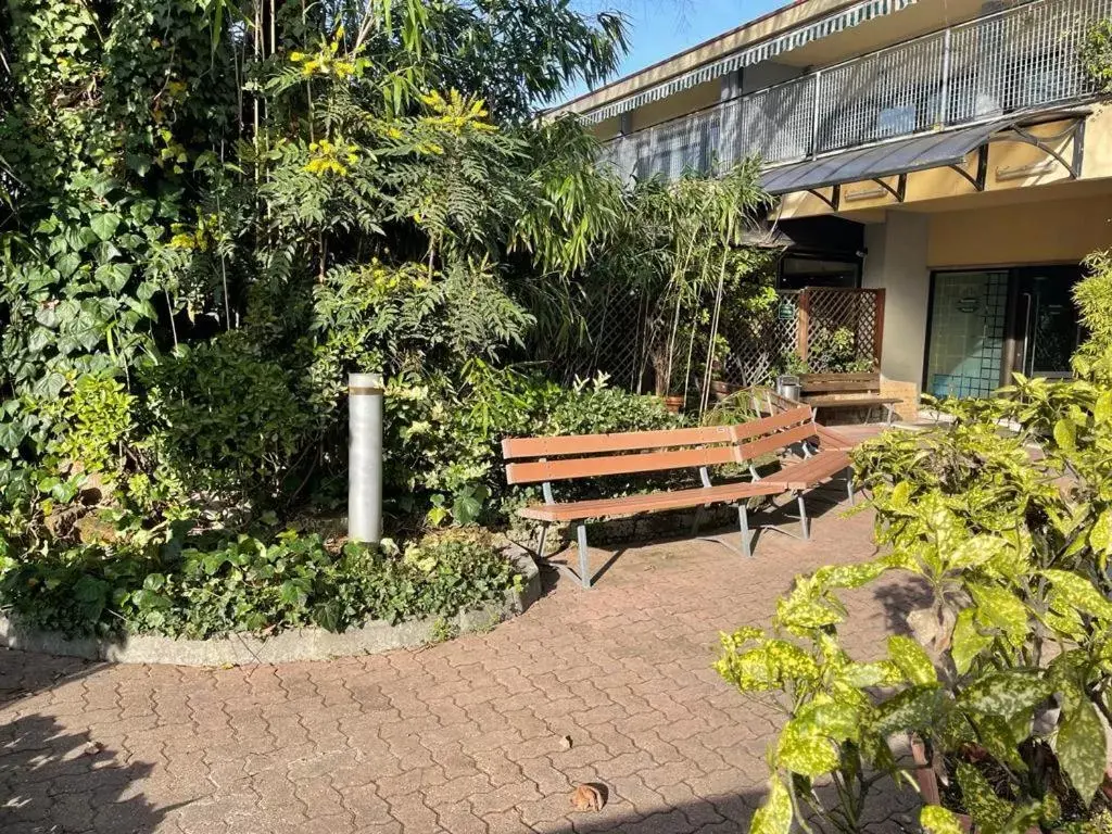 Garden in Hotel Sporting Brugherio