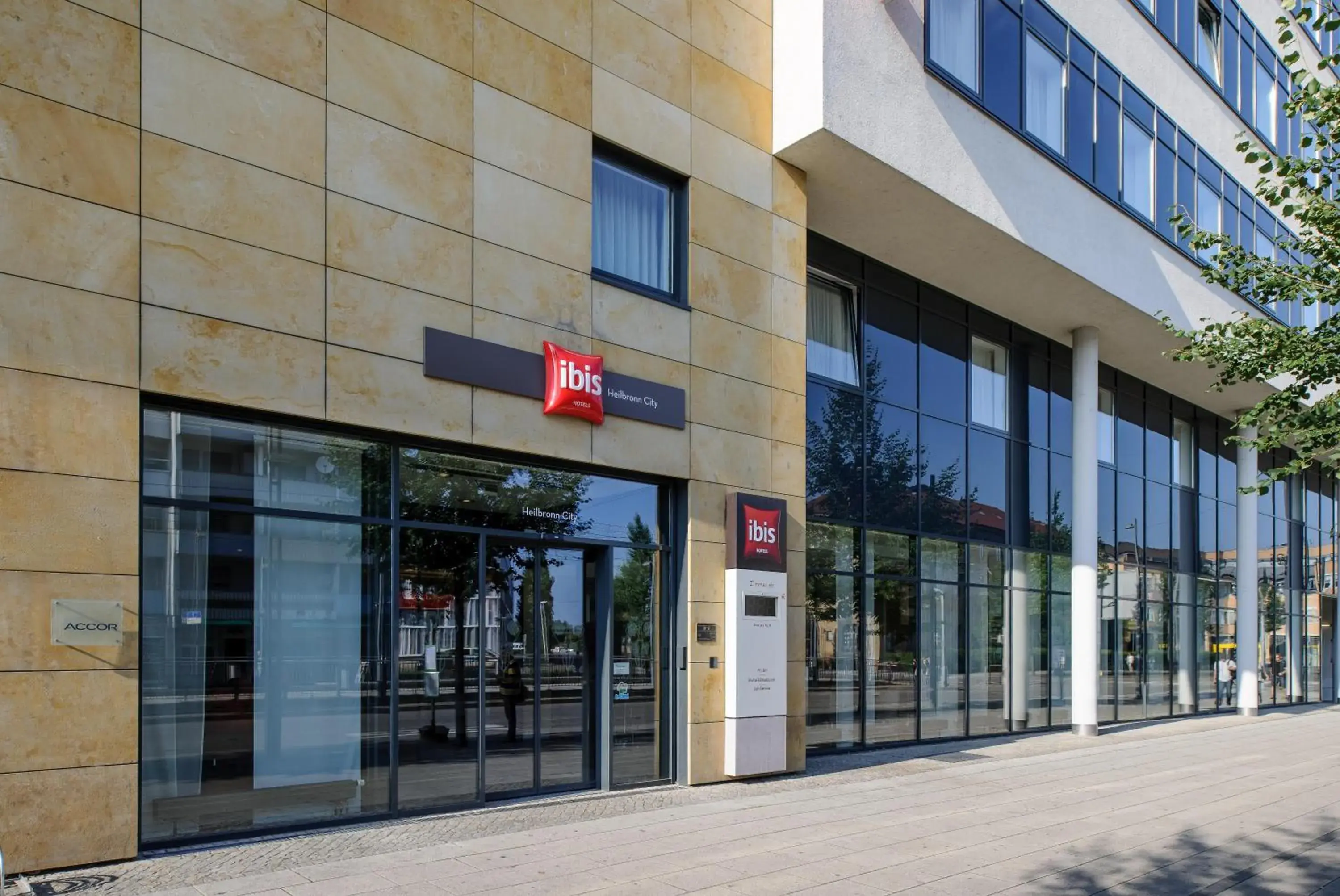 Facade/entrance in ibis Heilbronn City