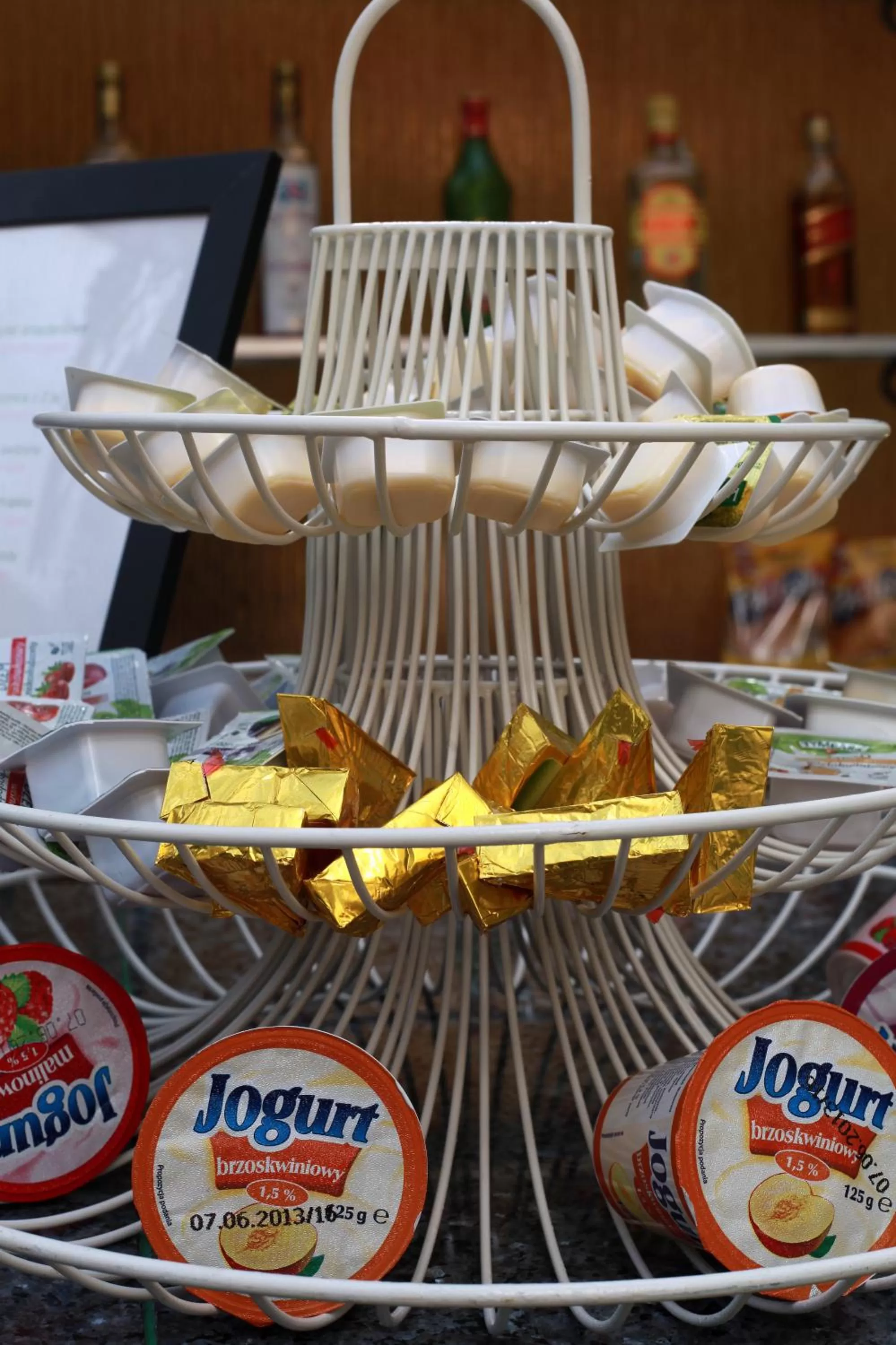 Food and drinks in Dedek Park - historyczny dworek w pięknym Parku Skaryszewskim obok Stadionu Narodowego