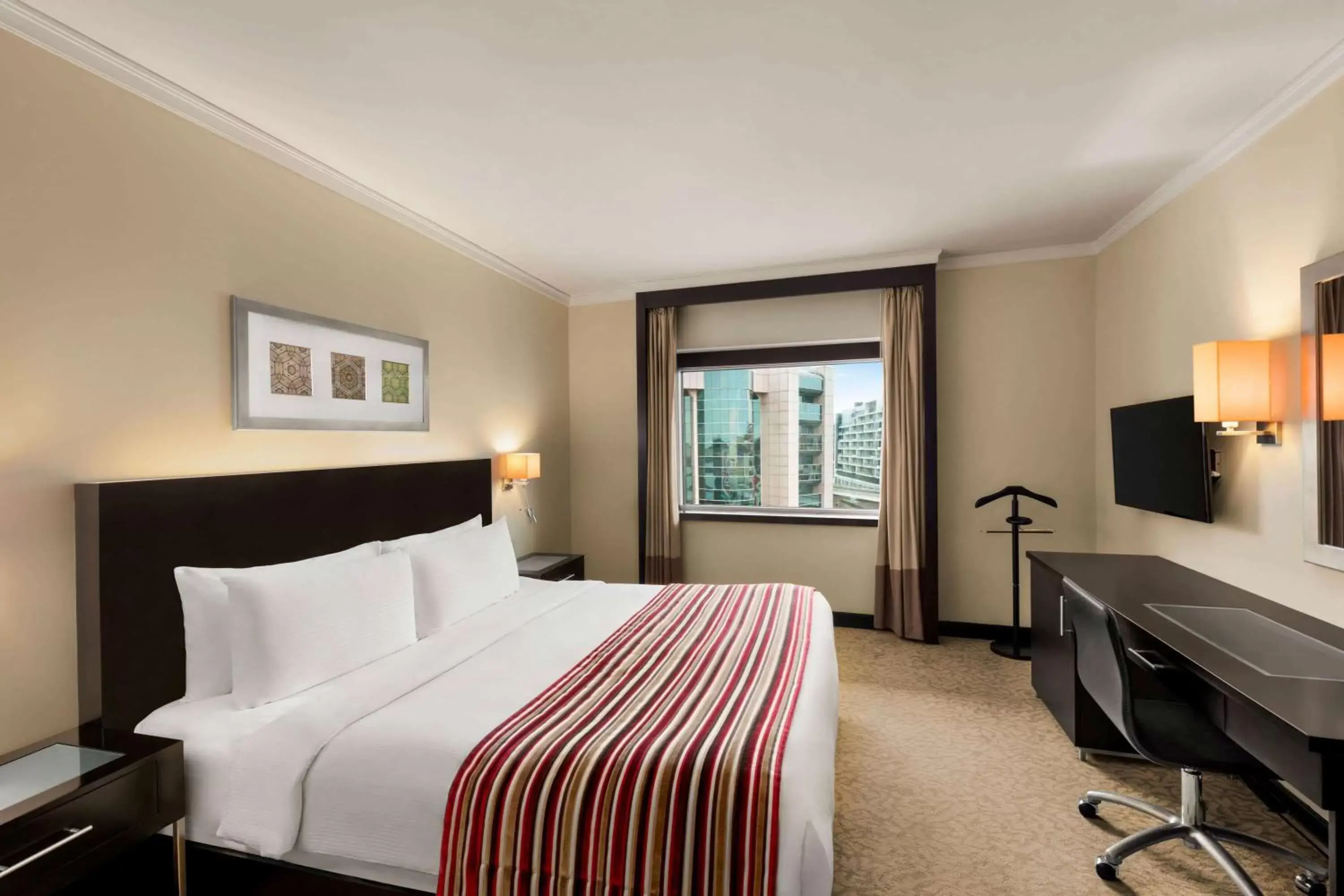 Photo of the whole room, Bed in Ramada Plaza by Wyndham Dubai Deira