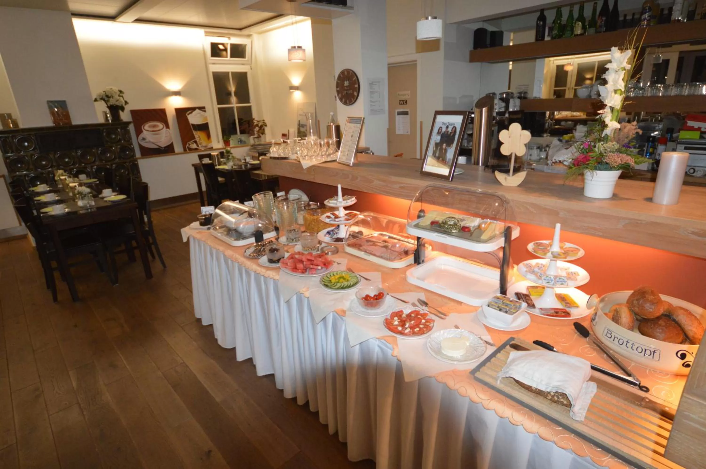 Restaurant/places to eat in Aktivhotel Alter Kaiser