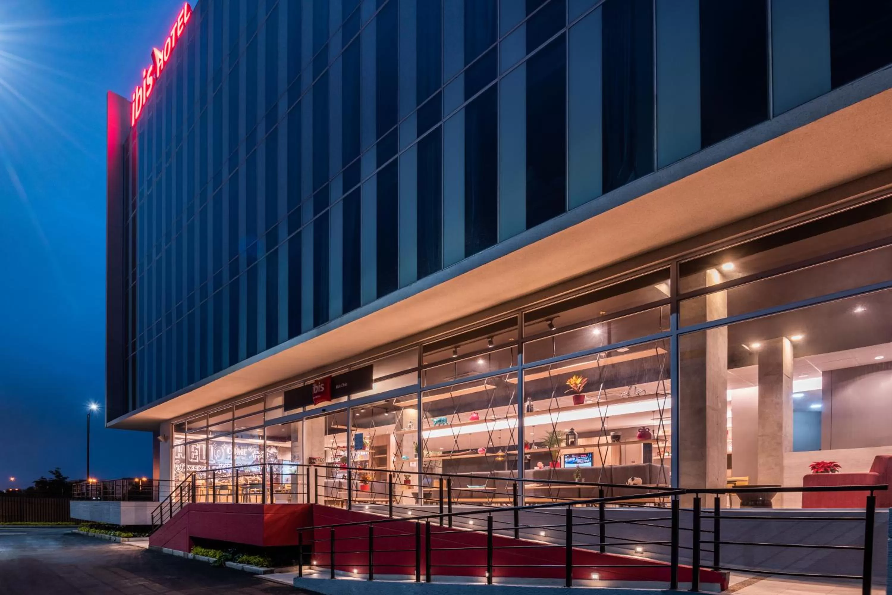 Property building in ibis Chia