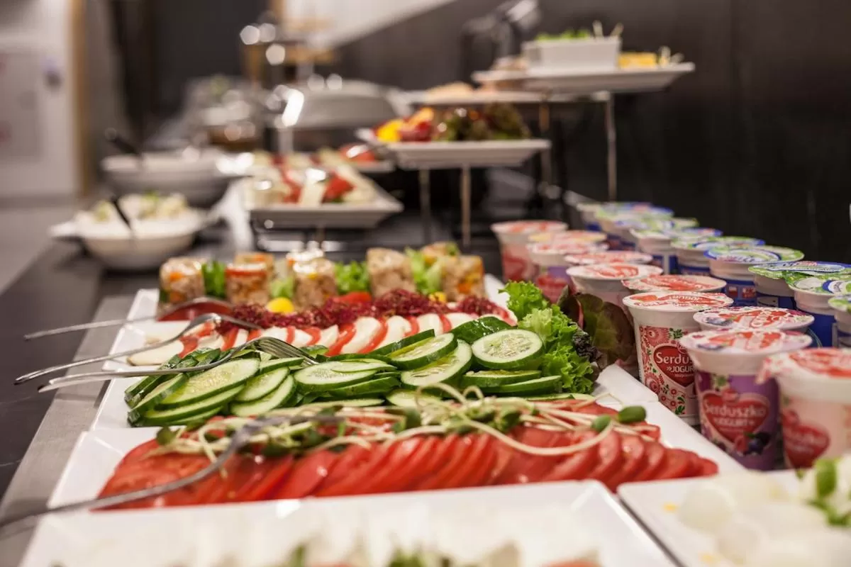 Food and drinks in Hotel Alexander