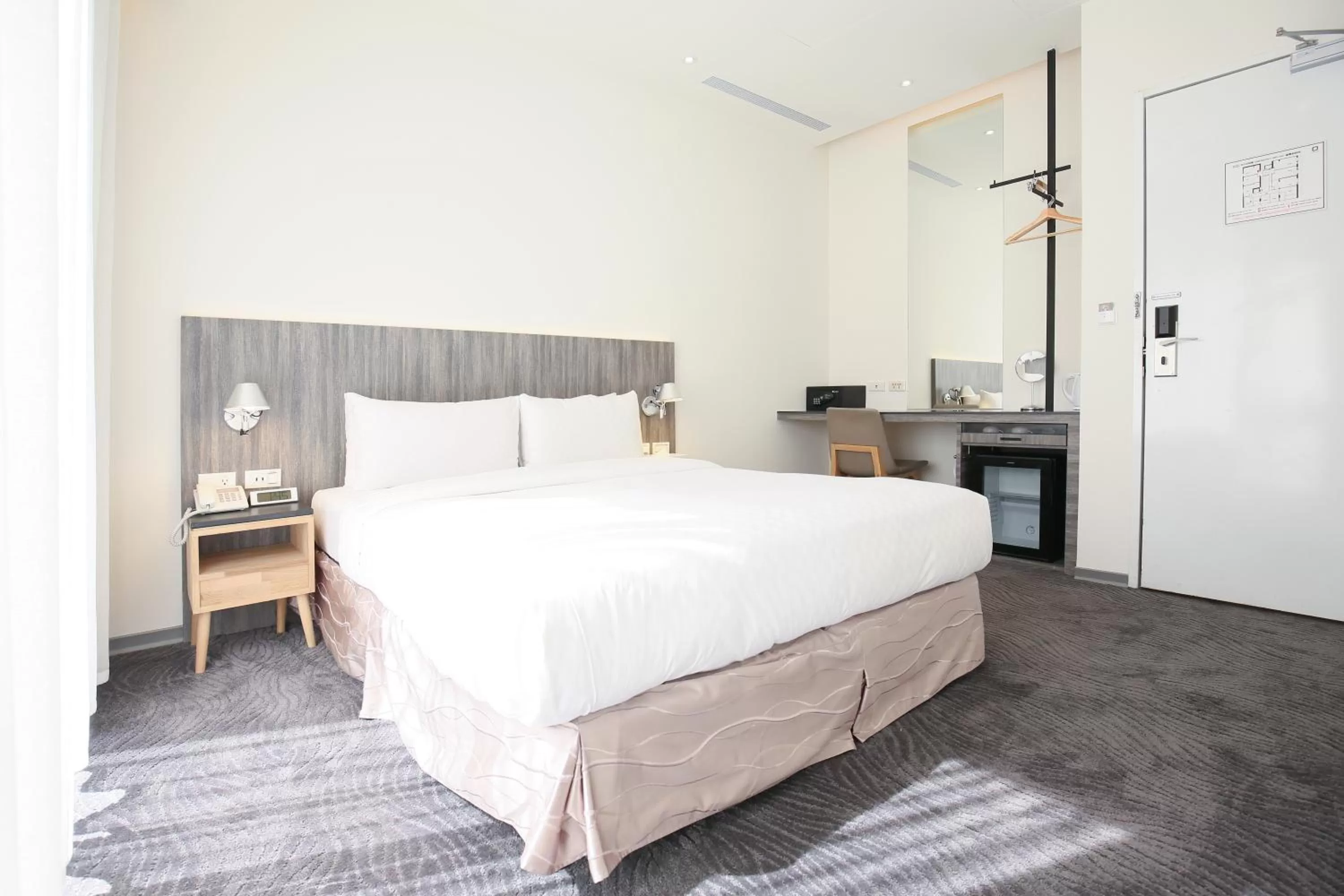 Bedroom, Bed in Dandy Hotel - Tianjin Branch