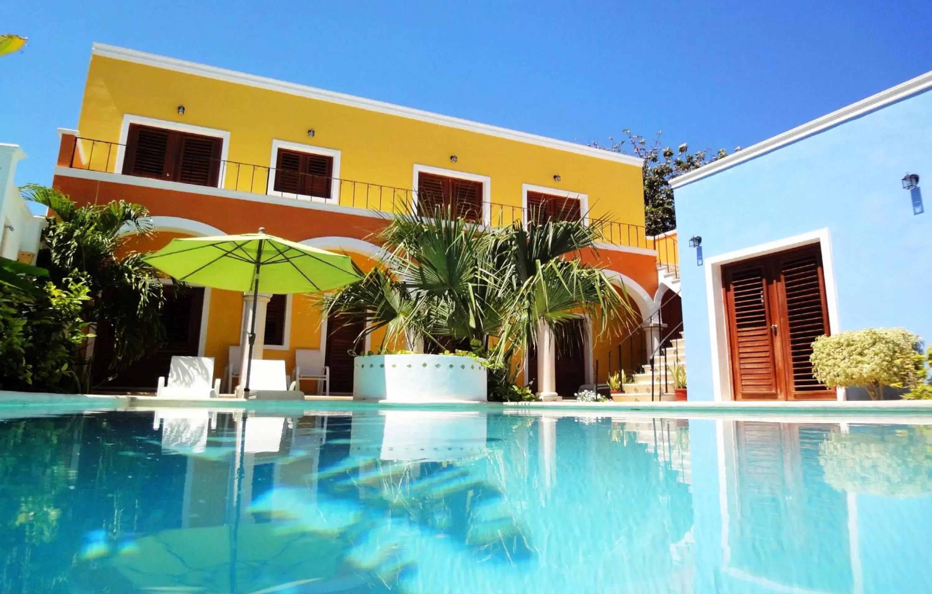 Swimming pool, Property Building in Merida Santiago Hotel Boutique