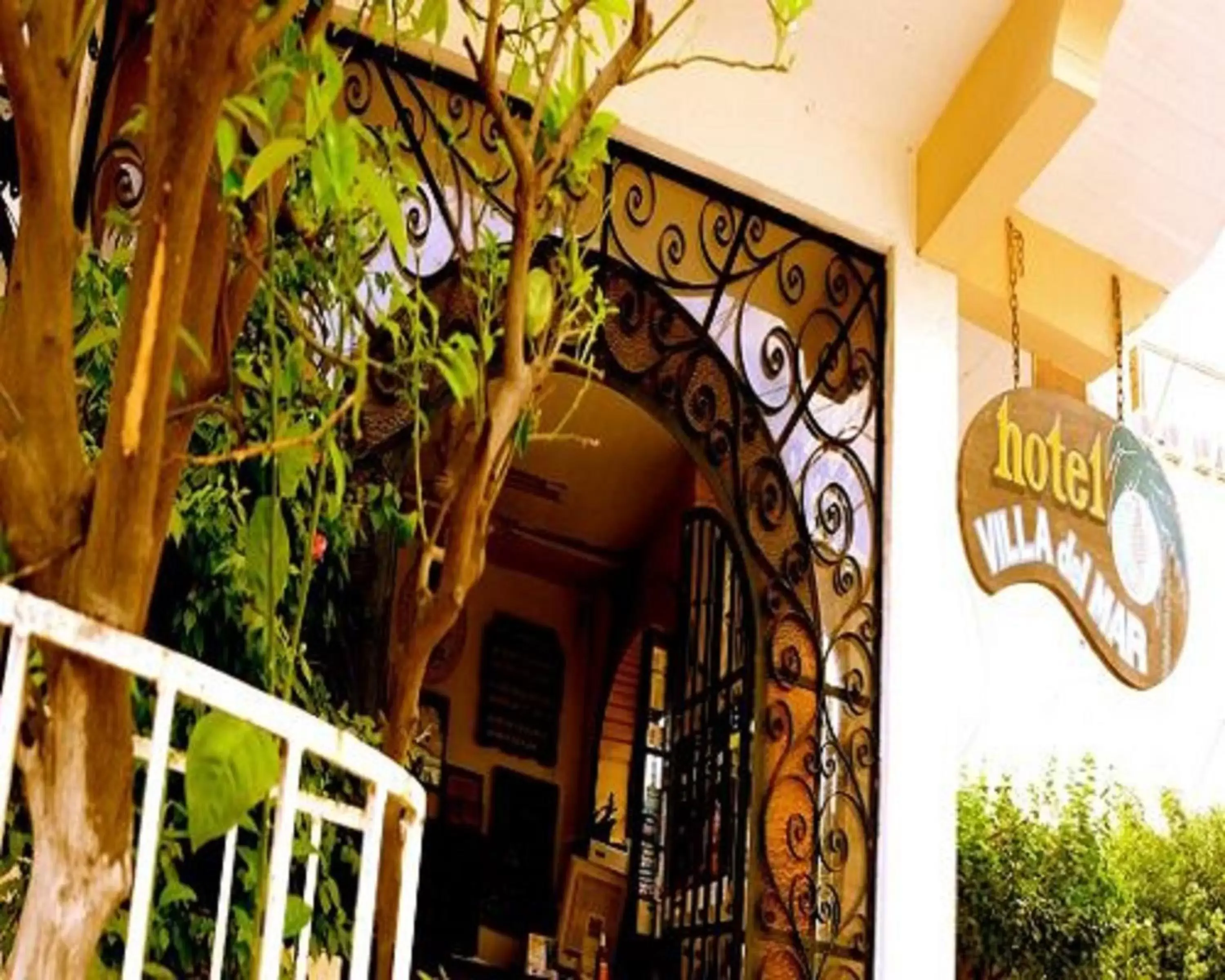 Facade/entrance in Hotel Villa del Mar Tradicional