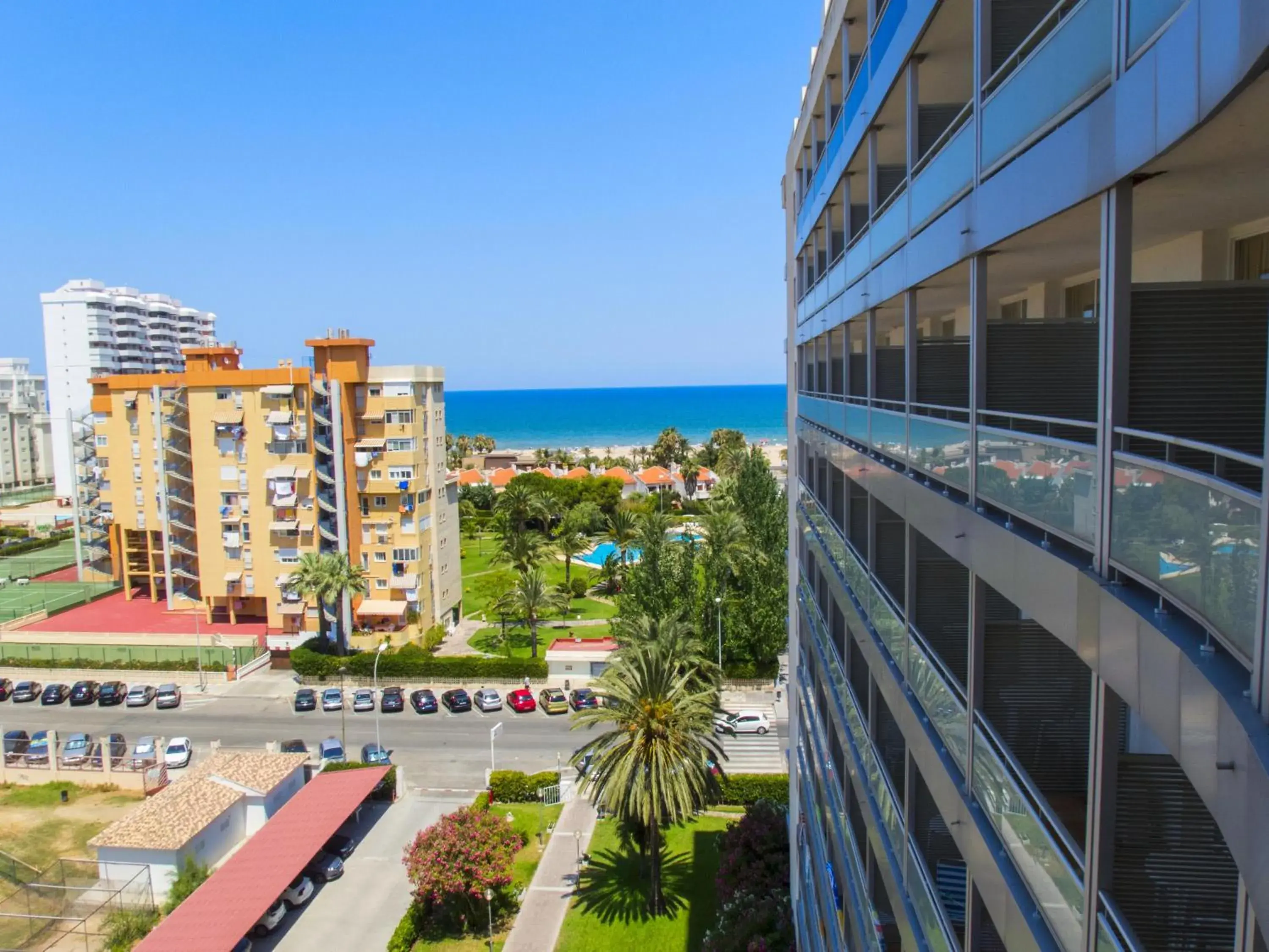 Facade/entrance in Hotel Tres Anclas Facade/entrance in Hotel Tres Anclas