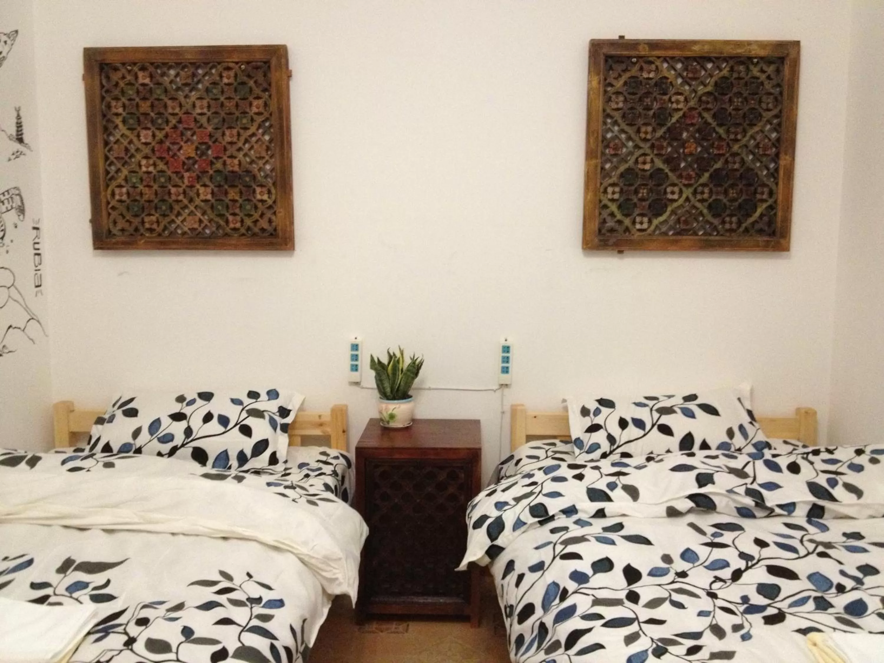 Bedroom, Bed in The Lily Pad Inn