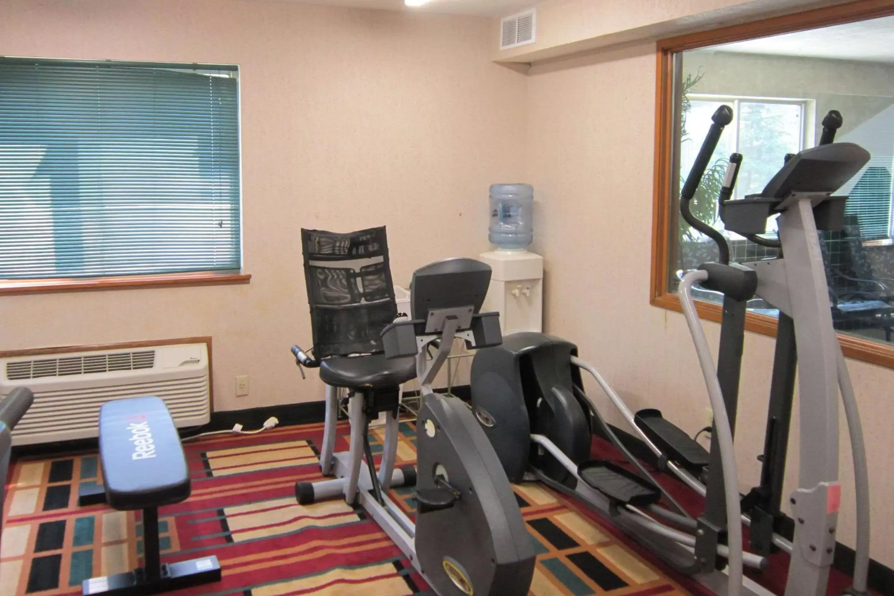 Fitness centre/facilities in Quality Inn Nashville - Bloomington Fitness centre/facilities in Quality Inn Nashville - Bloomington