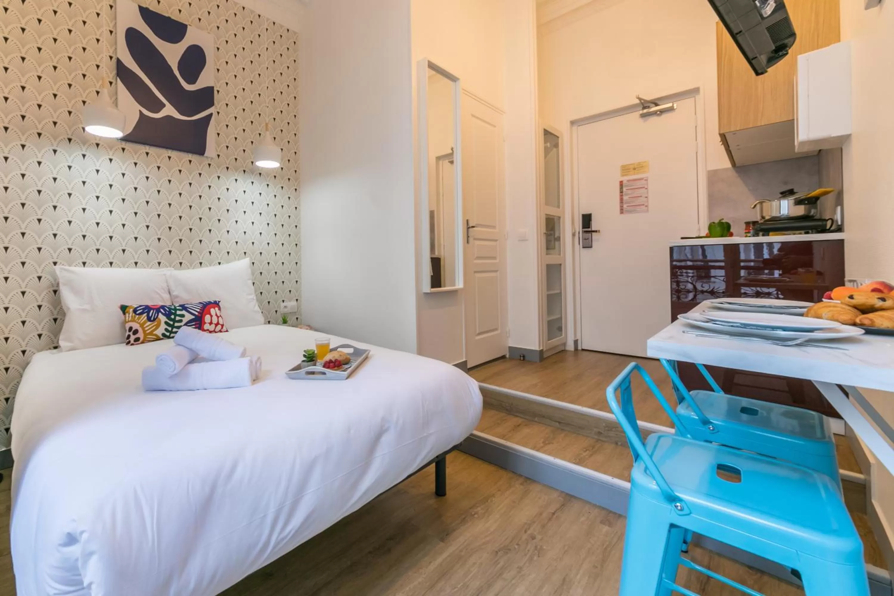 Photo of the whole room, Bed in WS Haussmann - La Fayette