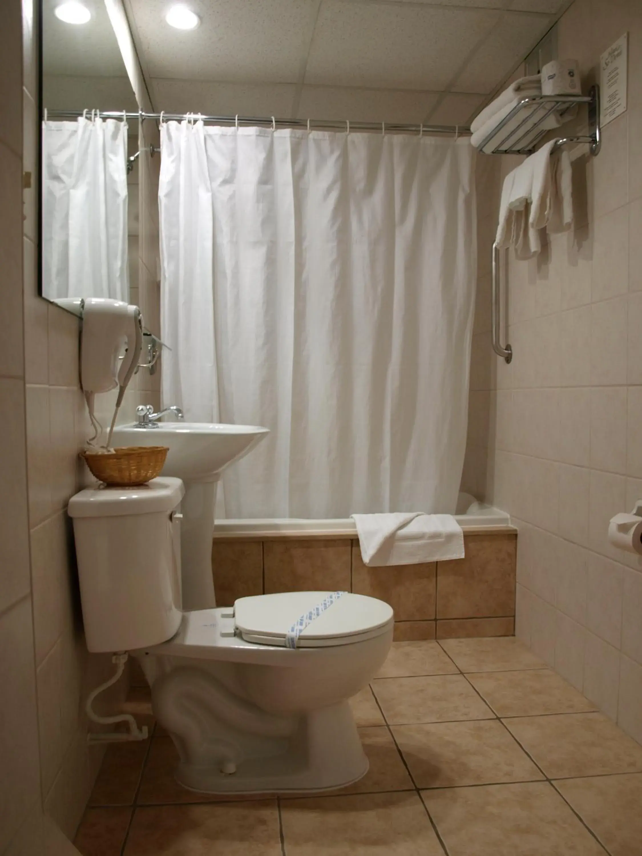 Toilet, Bathroom in Hotel St Denis