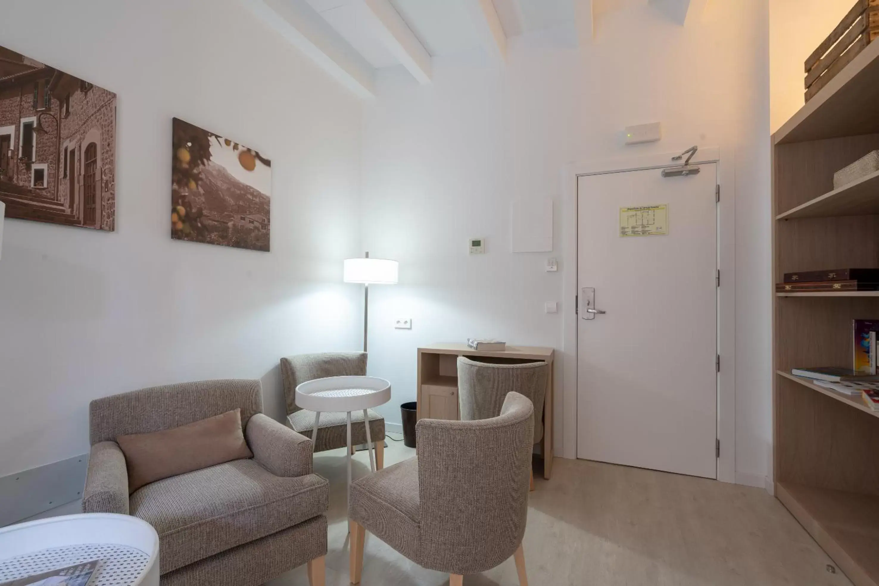 Library, Seating Area in Soller Plaza