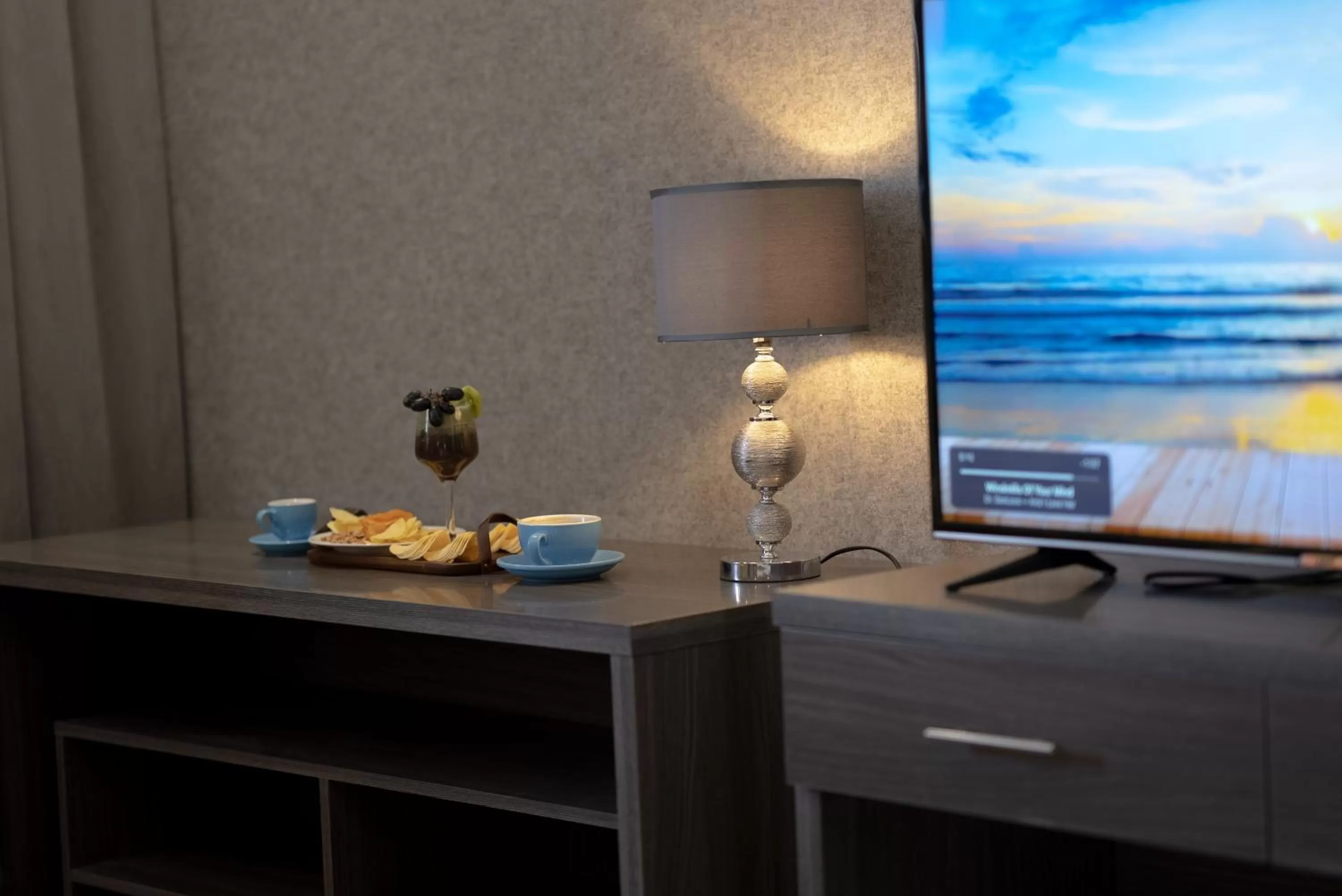 Communal lounge/ TV room in WS Hotel