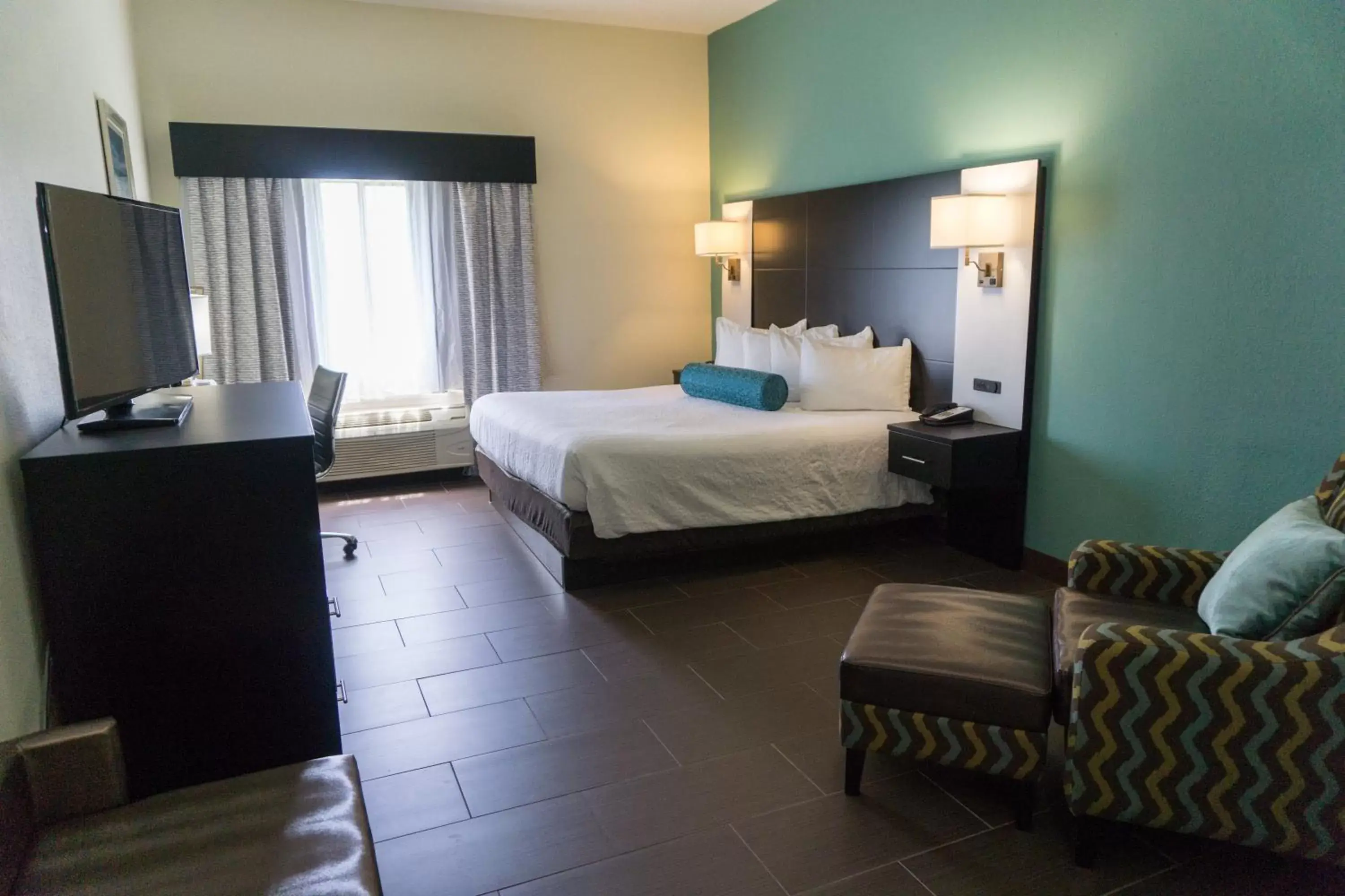 Bedroom, Room Photo in Best Western Mayport Inn and Suites