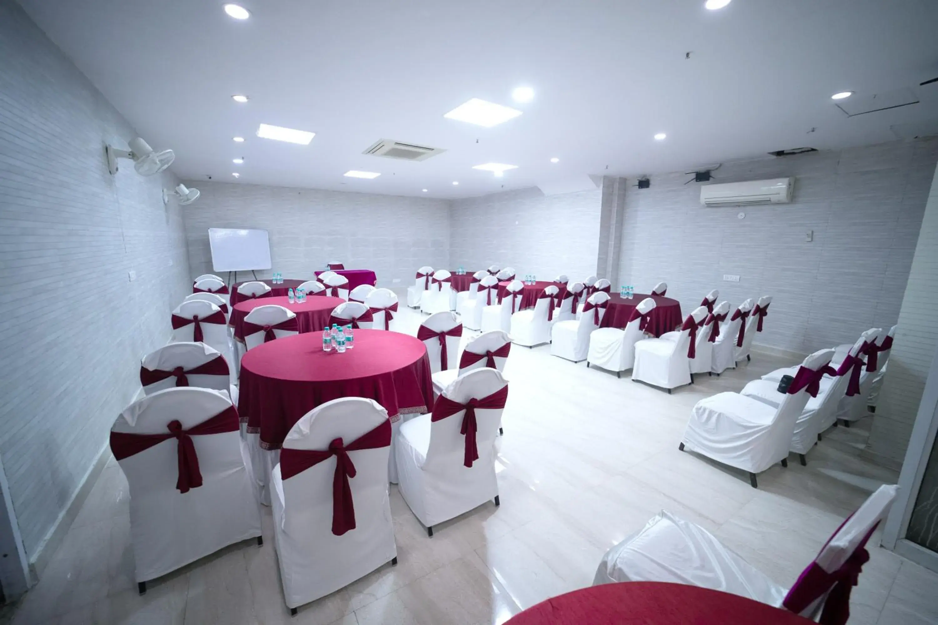 Meeting/conference room, Banquet Facilities in Kastor International Hotel