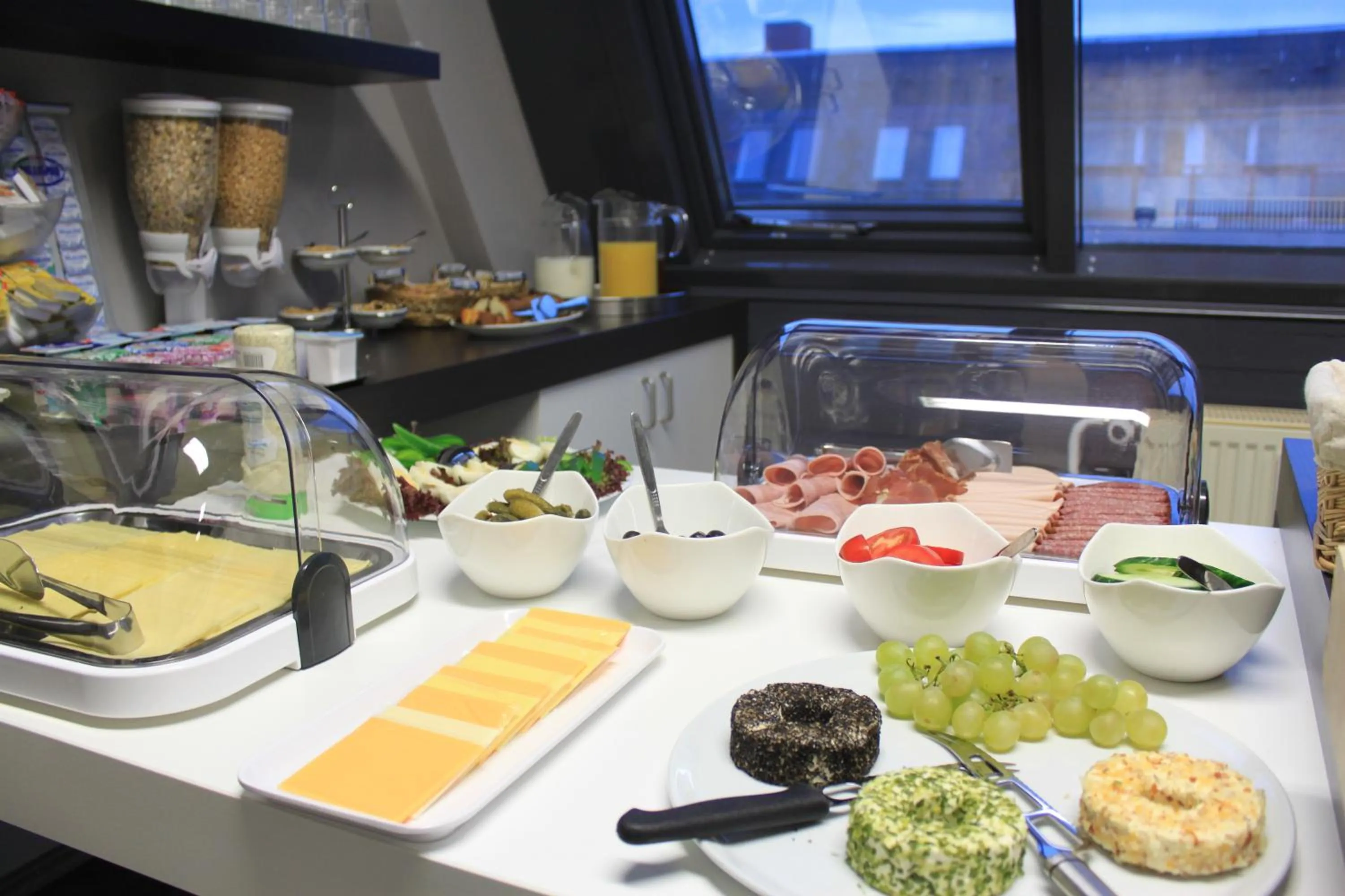 Food and drinks in Hotel Arena Inn - Berlin Mitte