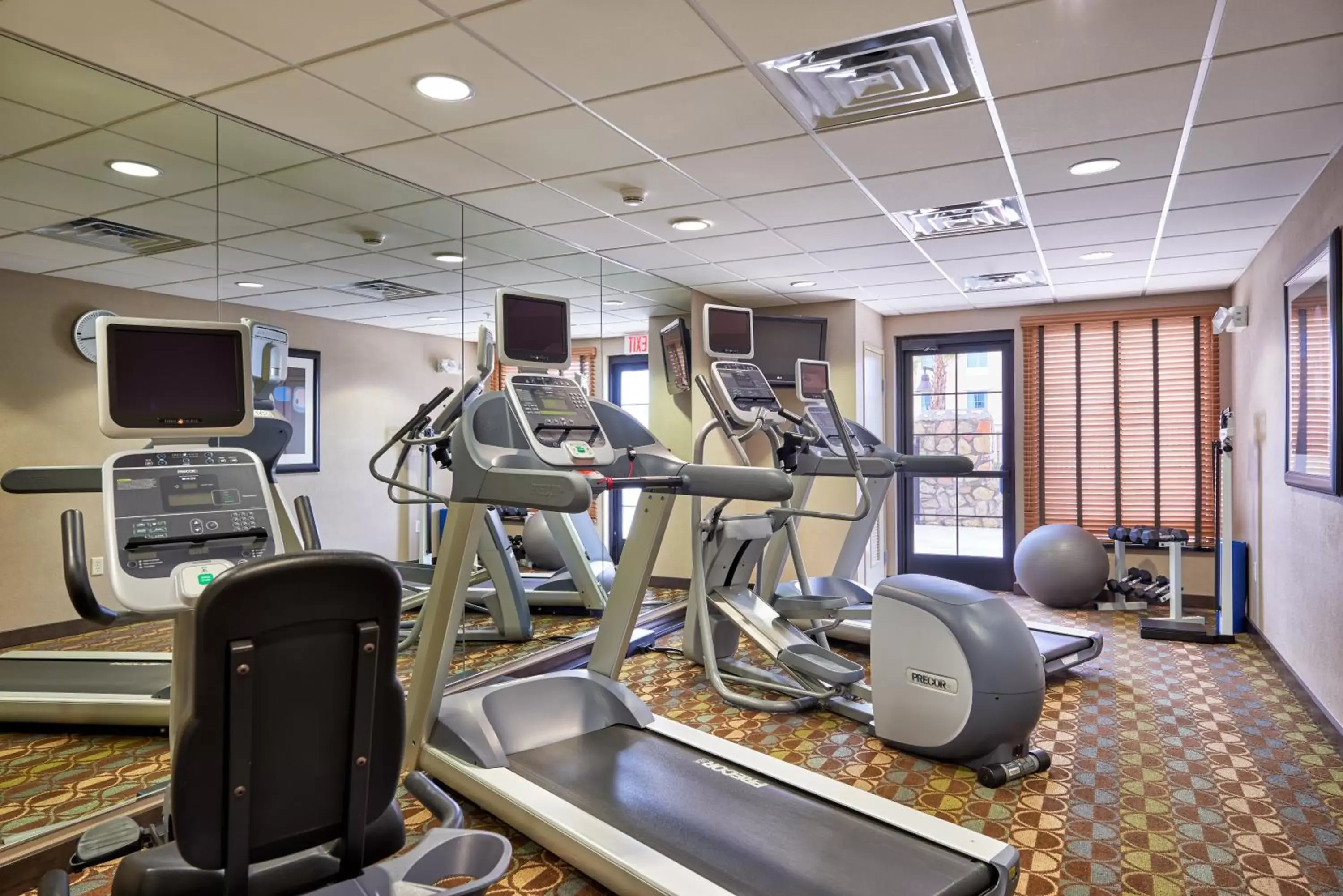 Fitness centre/facilities, Fitness Center/Facilities in Holiday Inn Express & Suites El Paso Airport, an IHG Hotel
