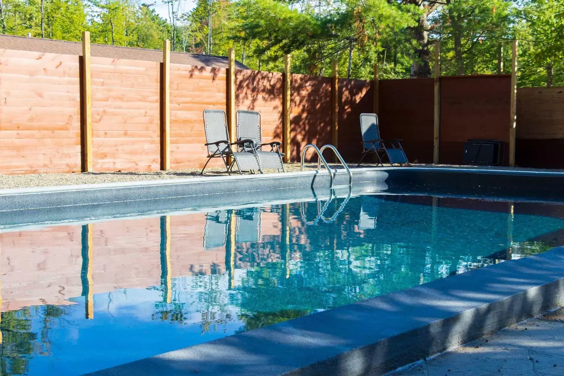 Swimming Pool in Presidential Mountain Resort