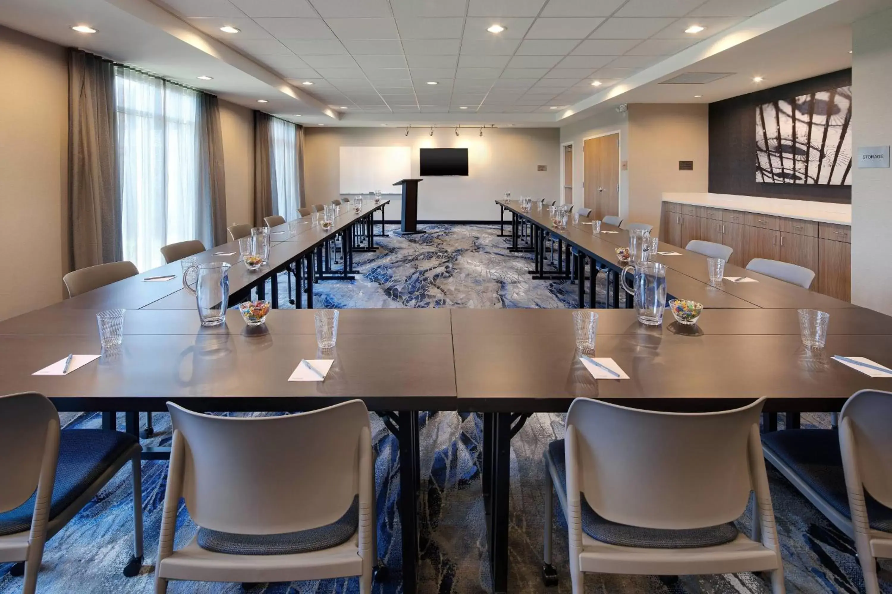 Meeting/conference room in Fairfield Inn & Suites by Marriott Tampa Wesley Chapel