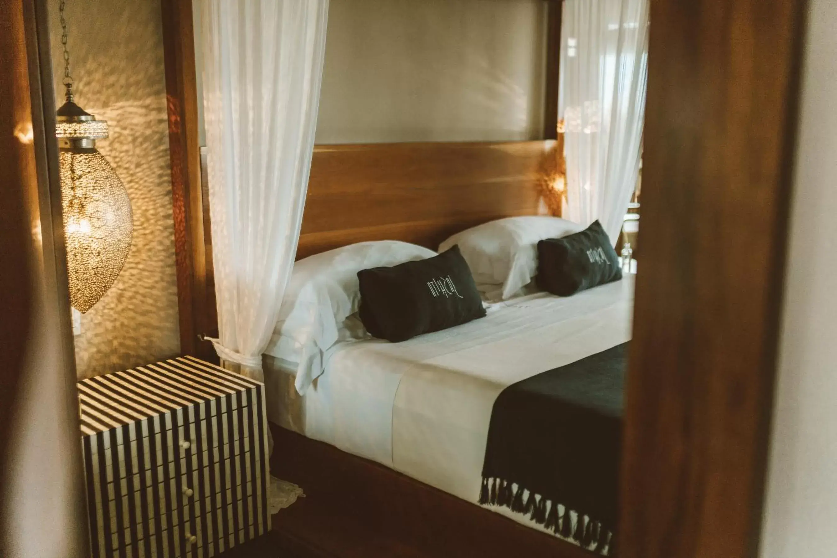 Bed in Jashita Hotel