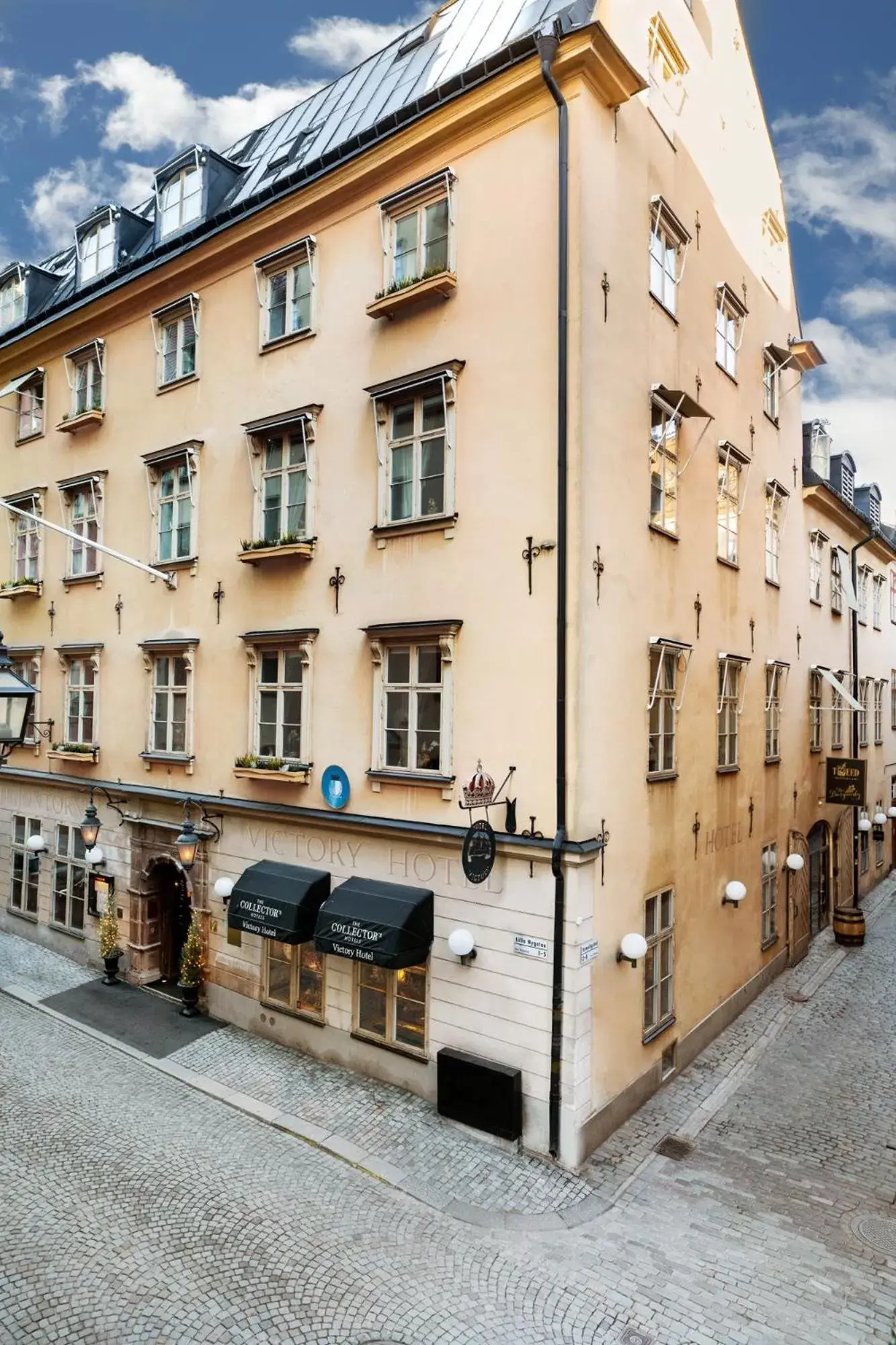 Facade/entrance, Property Building in Victory Hotel