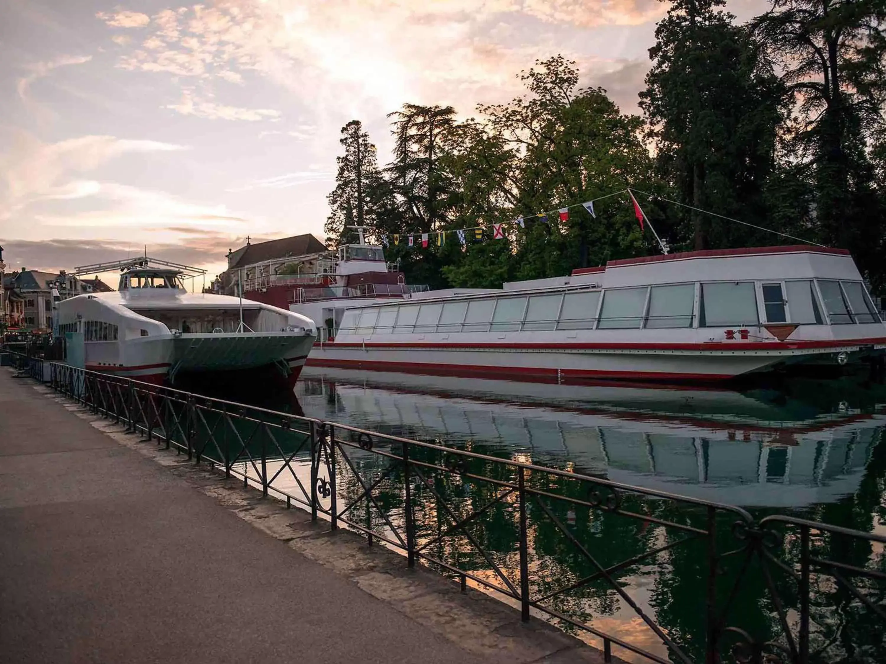 Other, Sunrise/Sunset in Mercure Annecy Centre