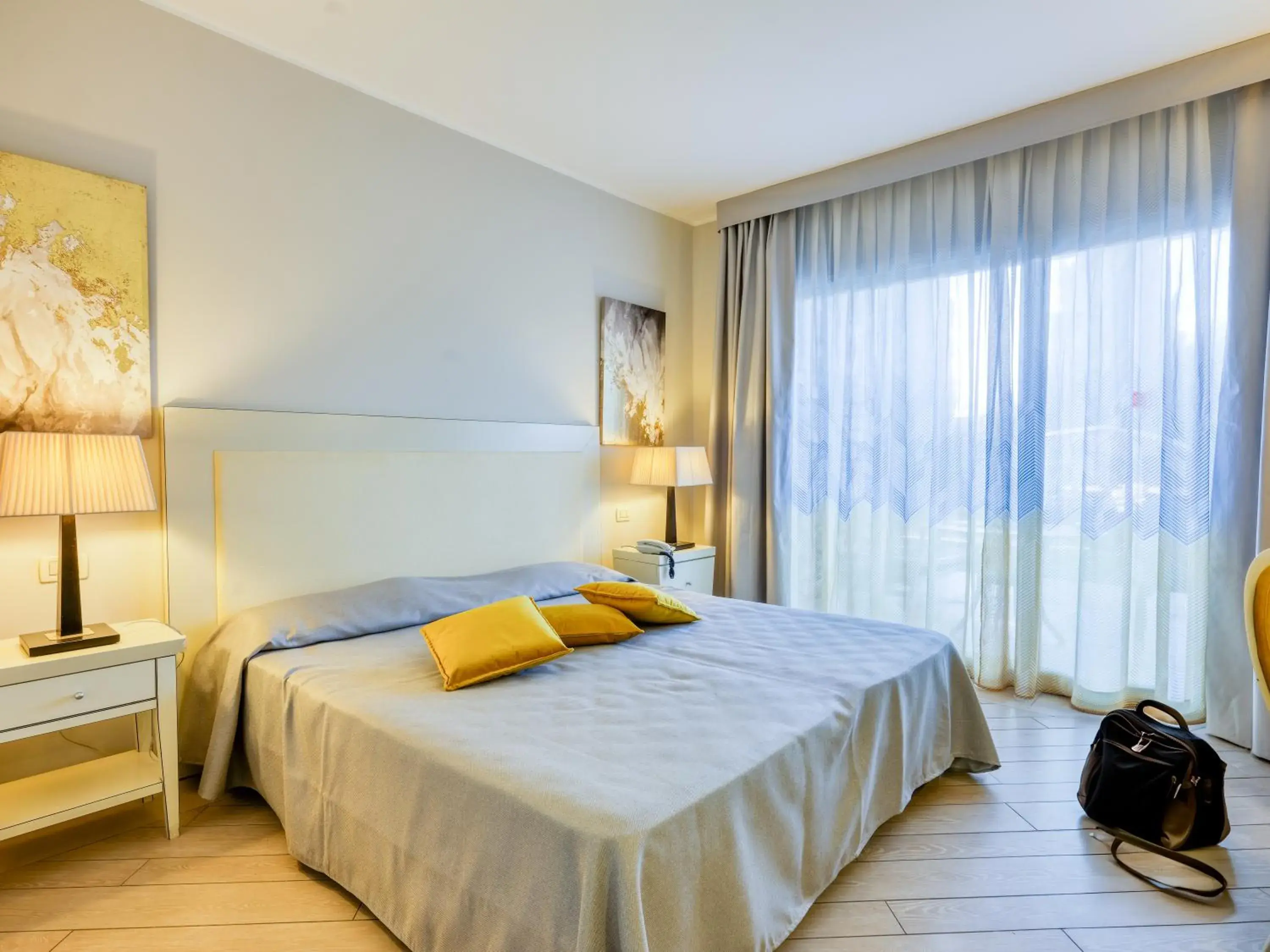 Bedroom, Bed in Parc Hotel Germano Suites & Apartments
