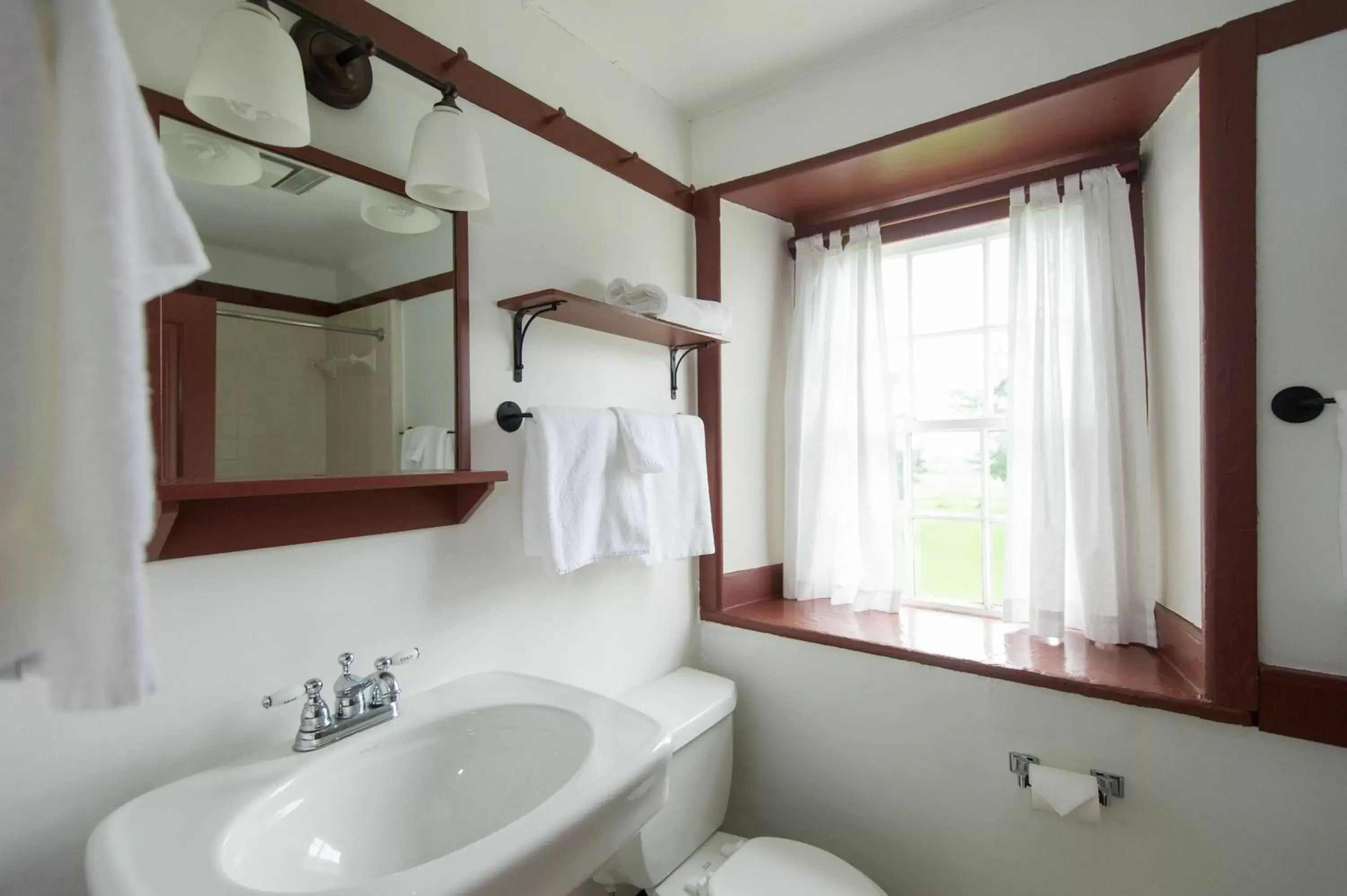 Bathroom in Shaker Village of Pleasant Hill