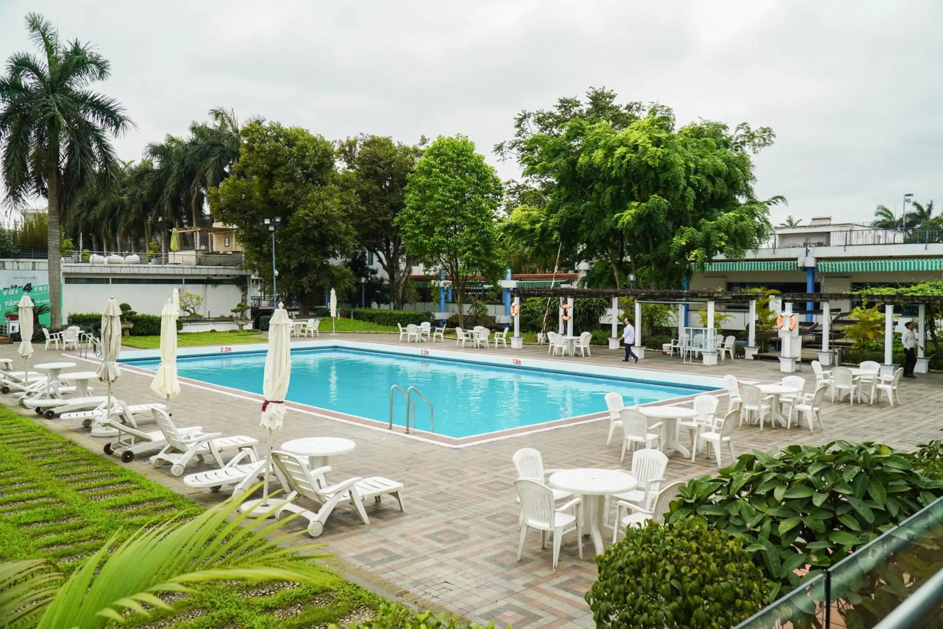 Swimming Pool in Thang Loi Hotel