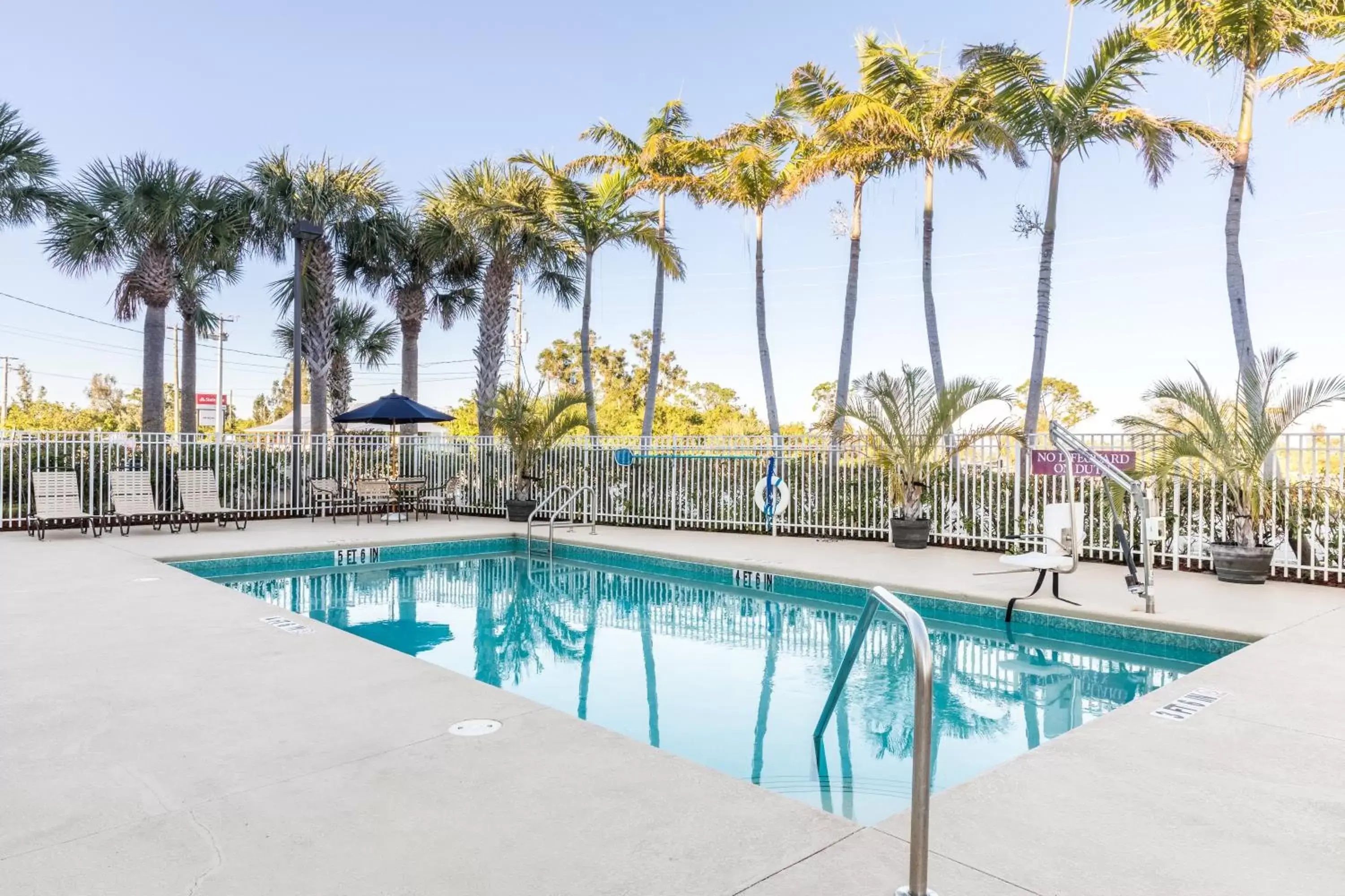 Swimming Pool in Best Western Plus Sebastian Hotel & Suites