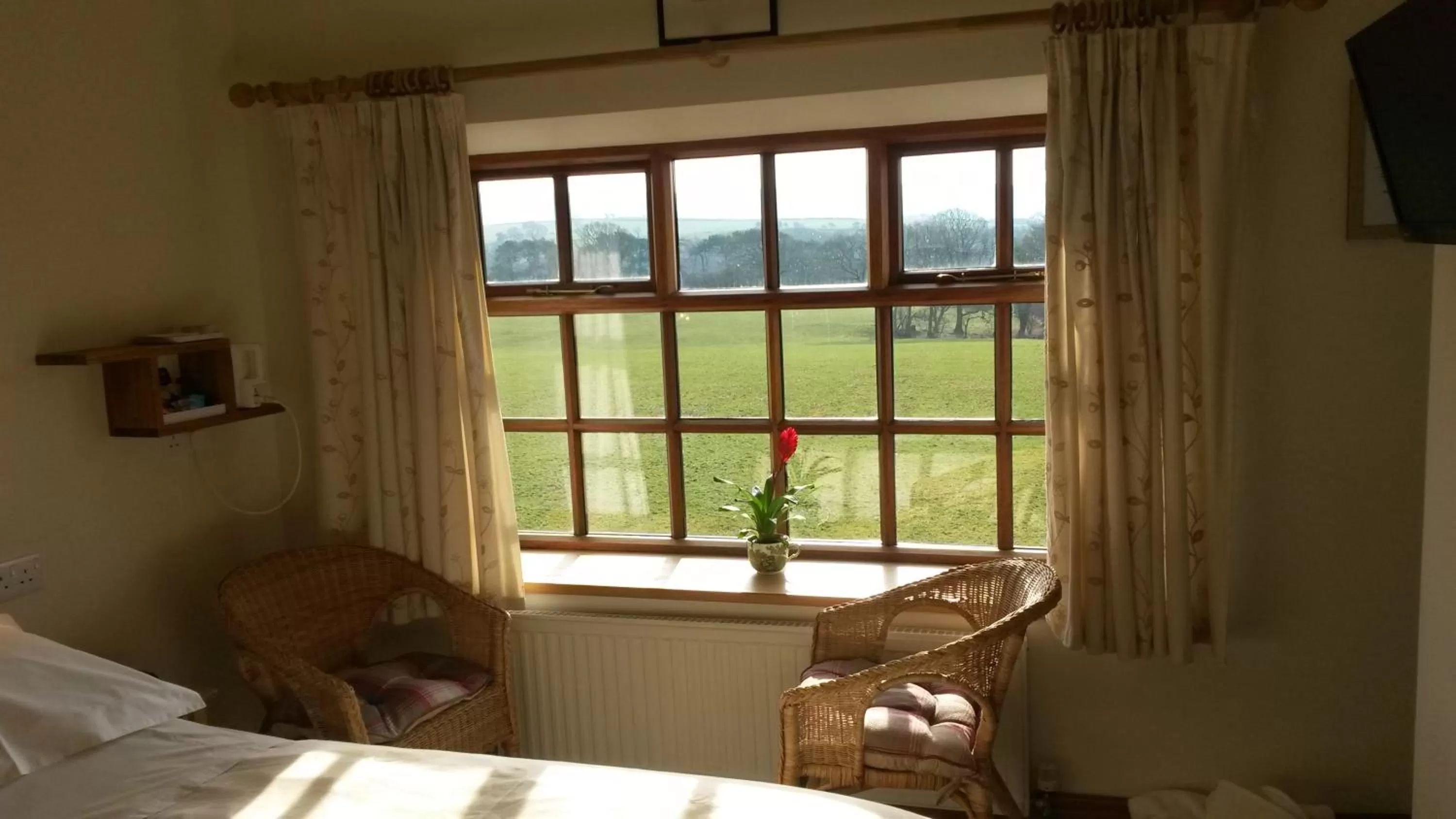 View (from property/room), Bed in Green Bank Farmhouse
