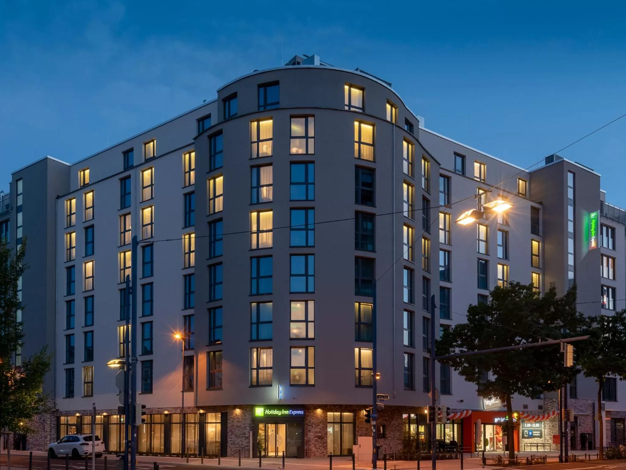 Property building in Holiday Inn Express - Offenbach by IHG